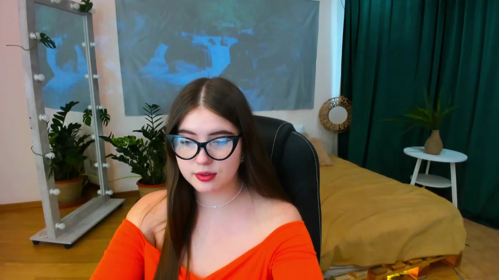 Gallery image thumbnail from AdmireMyEyes's myfreecams stream on, 06/19/2024, 09:00 image 4 of 20