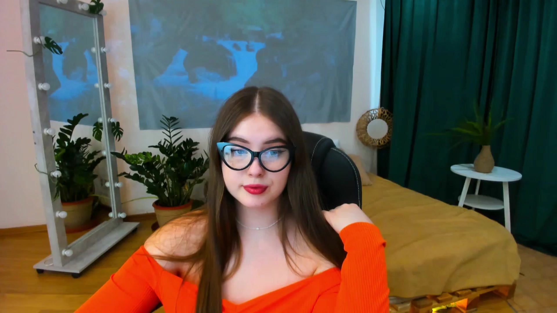 Gallery image thumbnail from AdmireMyEyes's myfreecams stream on, 06/19/2024, 09:00 image 10 of 20
