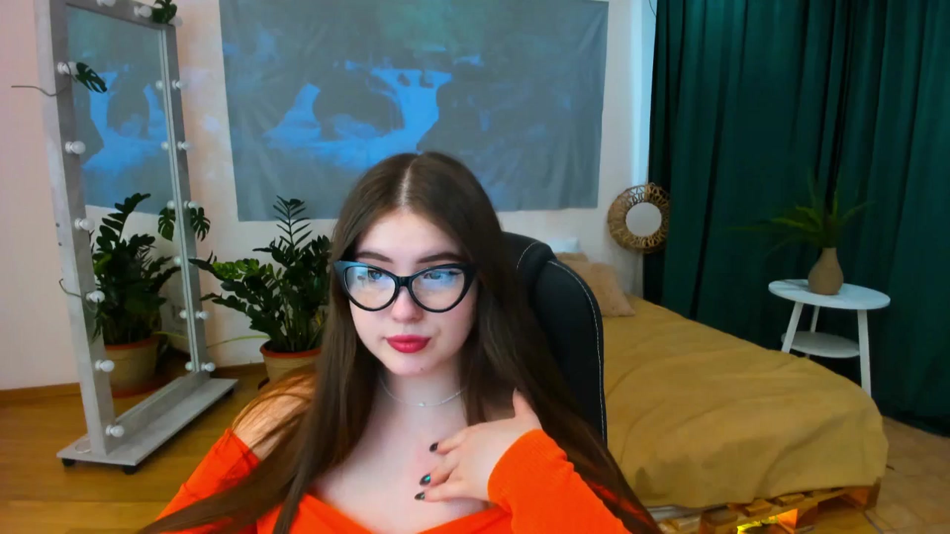 Gallery image thumbnail from AdmireMyEyes's myfreecams stream on, 06/19/2024, 09:00 image 17 of 20