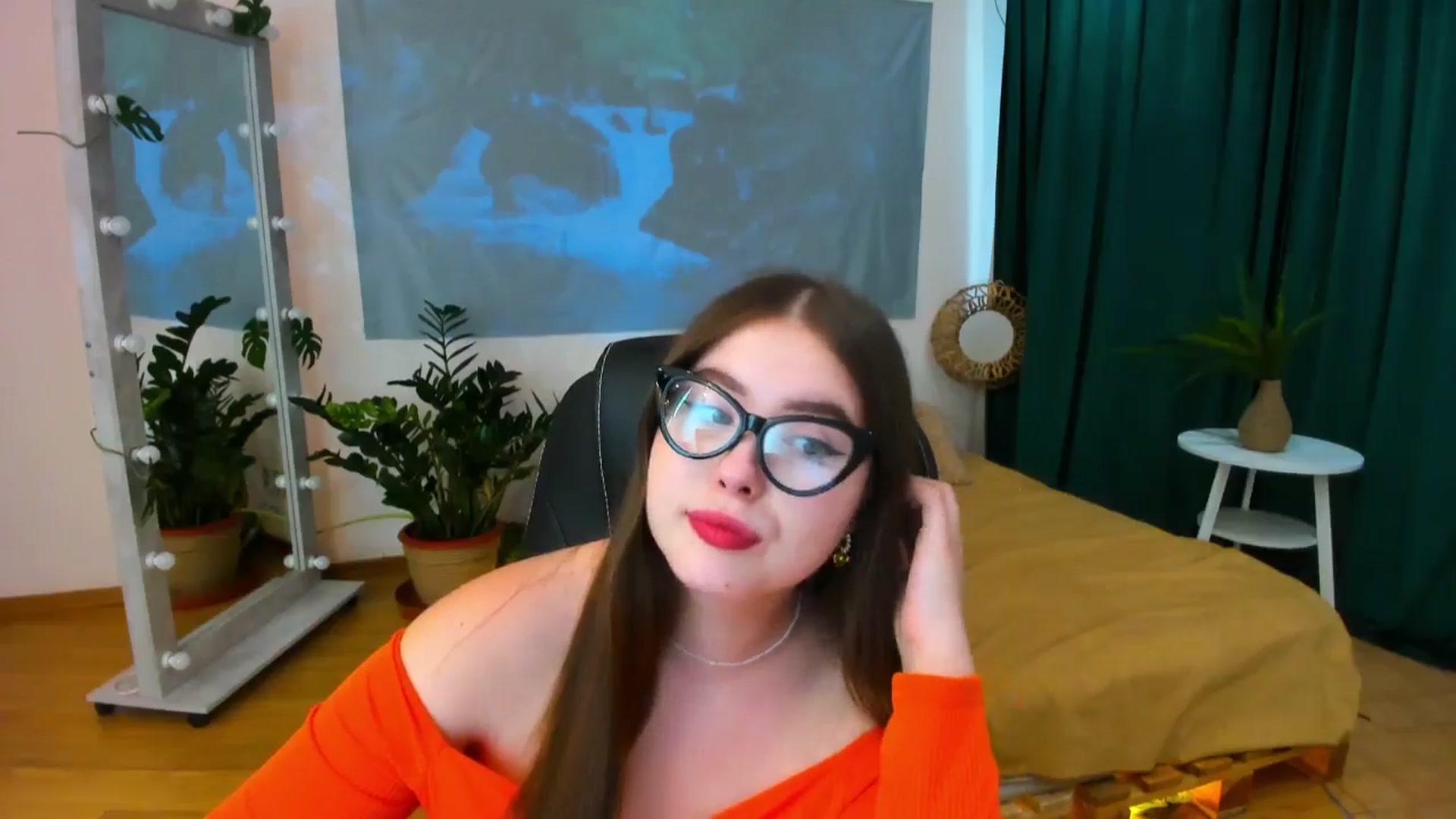 Gallery image thumbnail from AdmireMyEyes's myfreecams stream on, 06/19/2024, 09:00 image 6 of 20