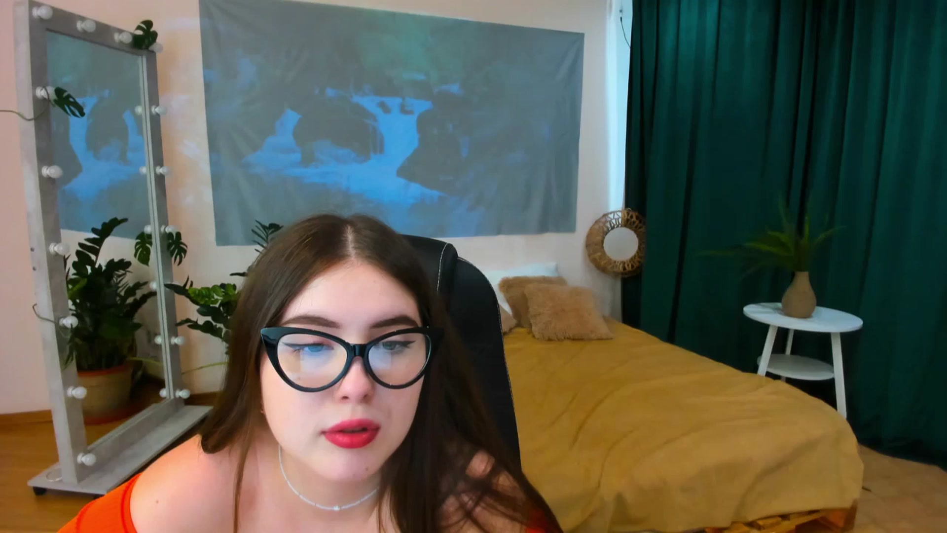 Gallery image thumbnail from AdmireMyEyes's myfreecams stream on, 06/19/2024, 10:08 image 1 of 20
