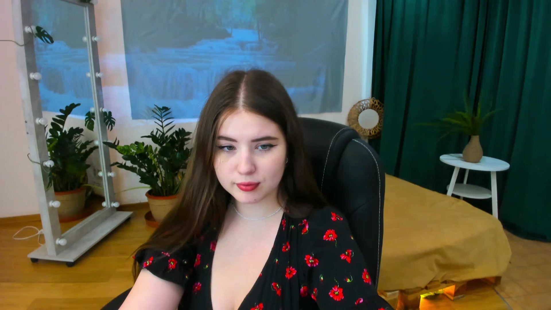 Gallery image thumbnail from AdmireMyEyes's myfreecams stream on, 06/20/2024, 07:47 image 1 of 20