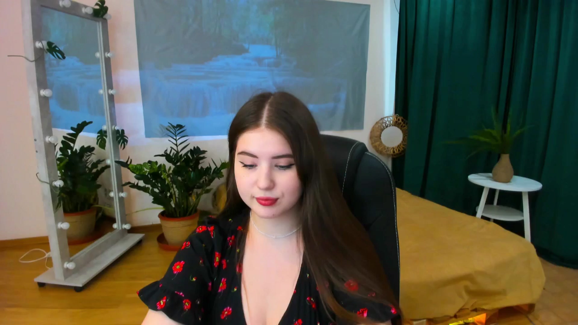 Gallery image thumbnail from AdmireMyEyes's myfreecams stream on, 06/20/2024, 08:31 image 4 of 20