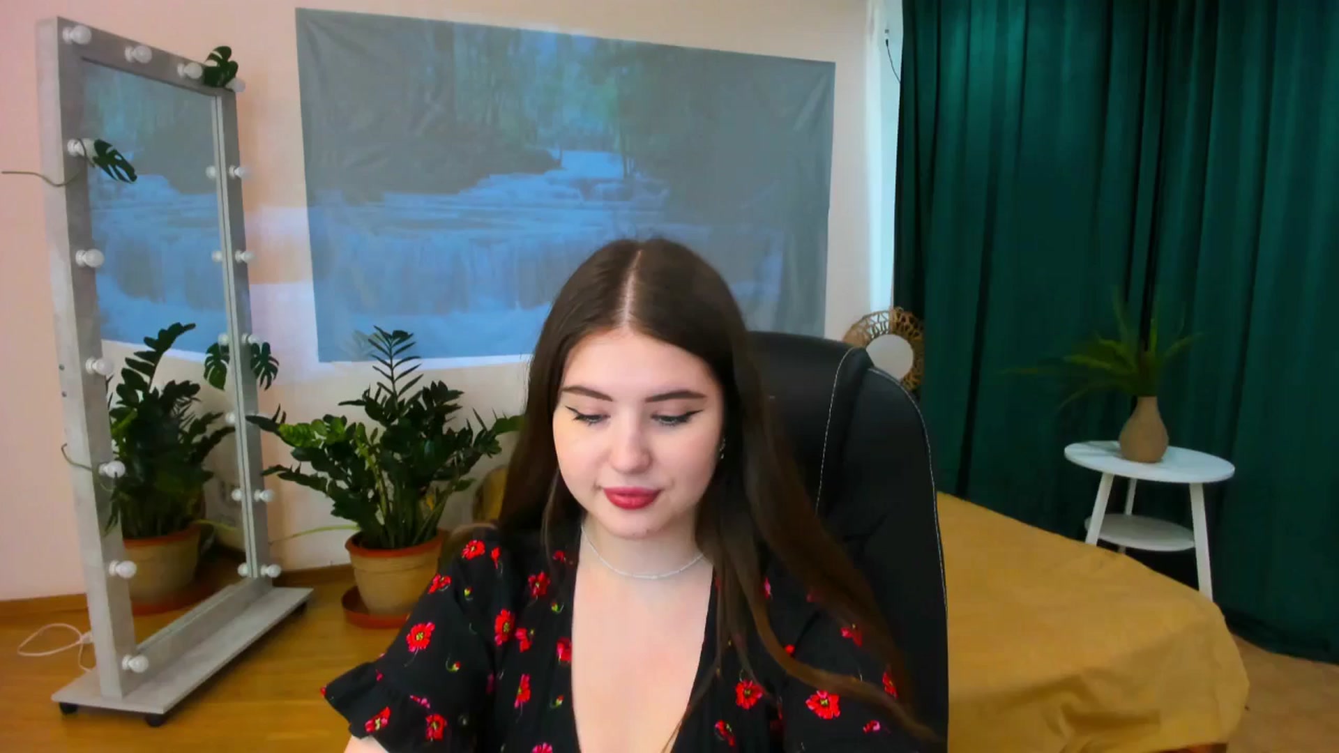 Gallery image thumbnail from AdmireMyEyes's myfreecams stream on, 06/20/2024, 09:06 image 19 of 20