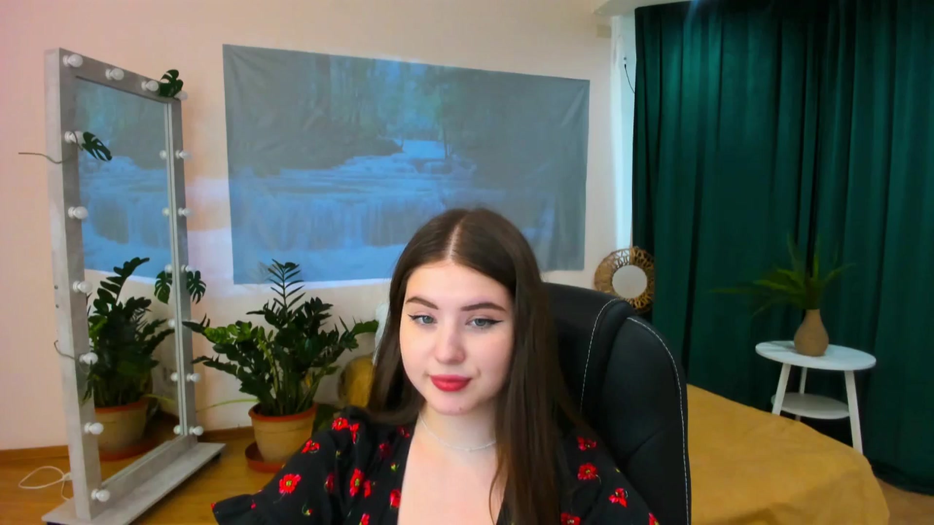 Gallery image thumbnail from AdmireMyEyes's myfreecams stream on, 06/20/2024, 09:06 image 16 of 20