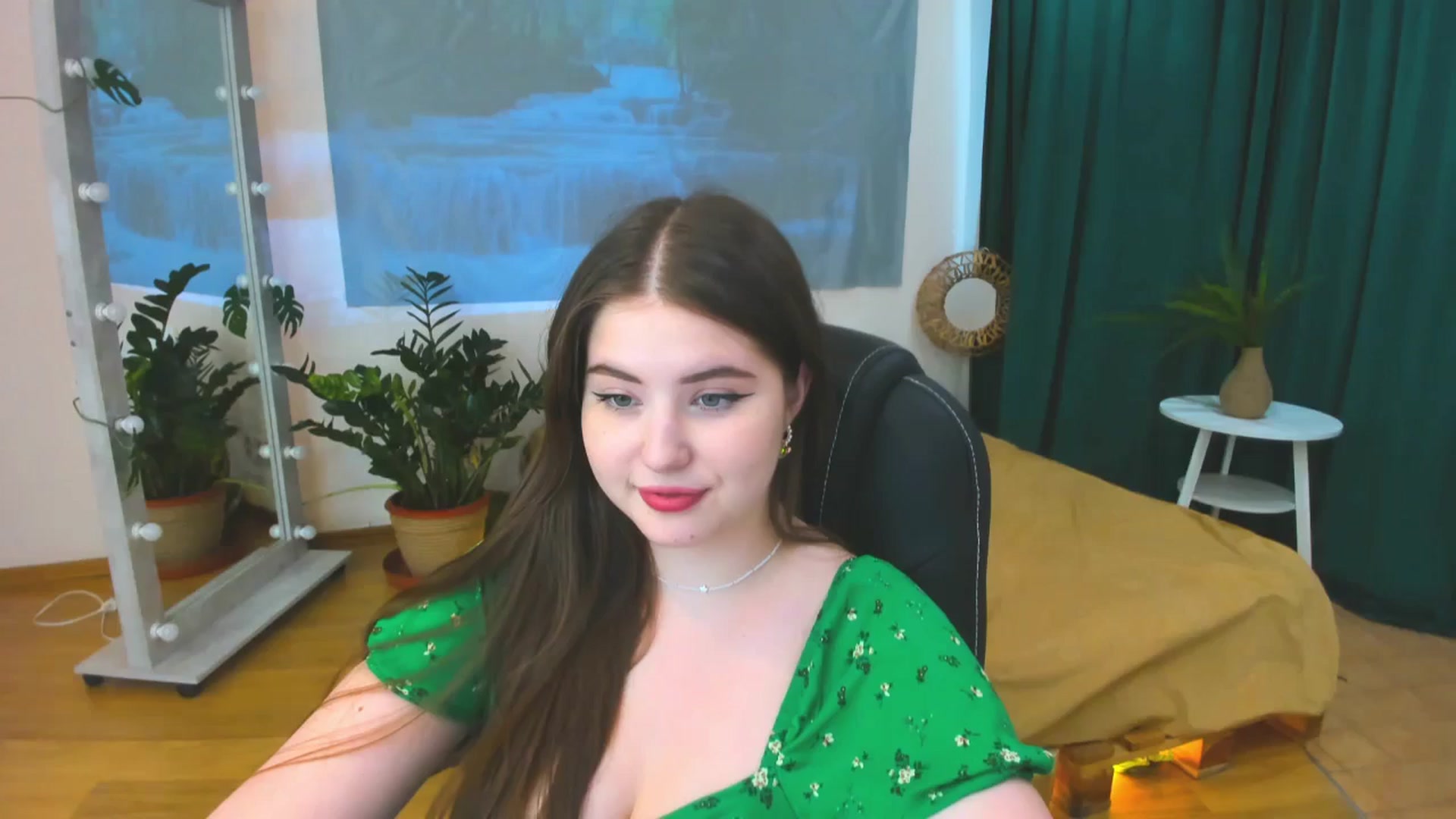 Gallery image thumbnail from AdmireMyEyes's myfreecams stream on, 06/20/2024, 09:50 image 1 of 20