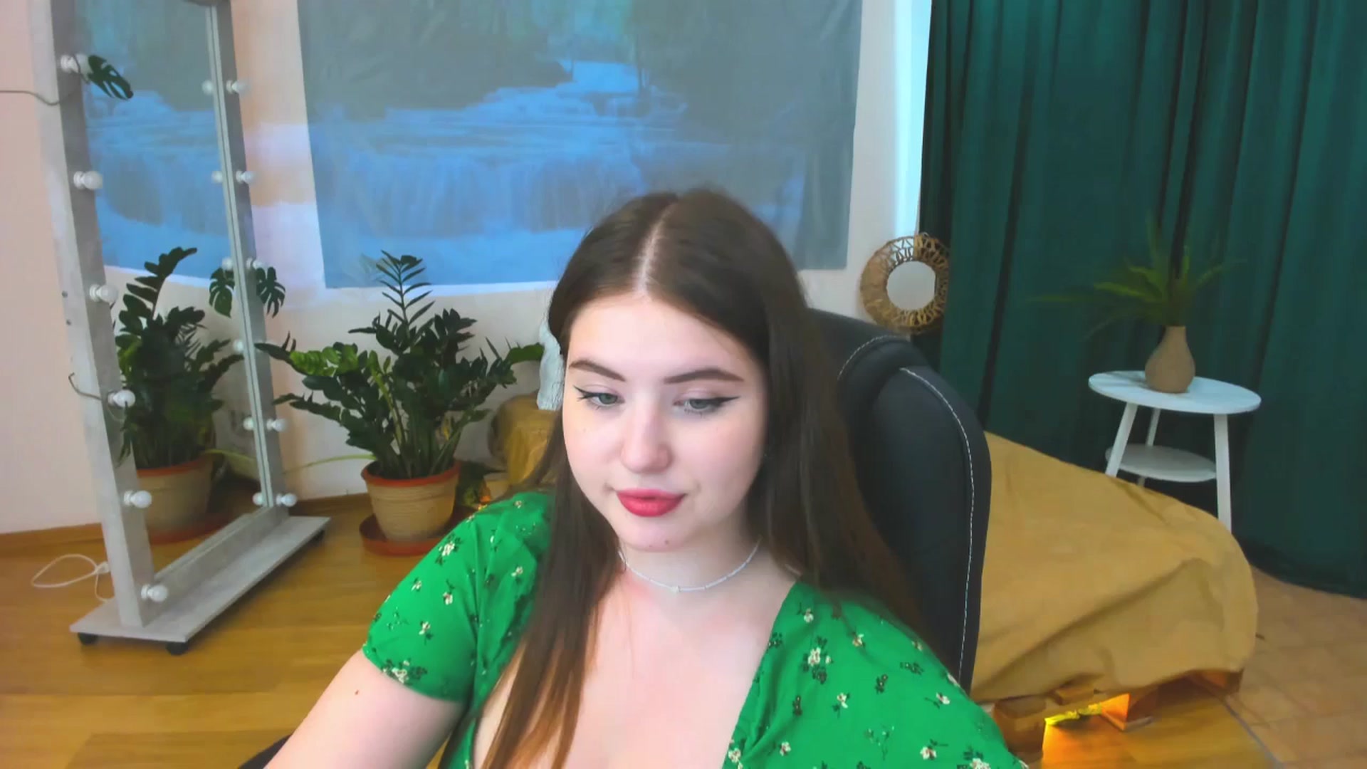 Gallery image thumbnail from AdmireMyEyes's myfreecams stream on, 06/20/2024, 09:50 image 19 of 20