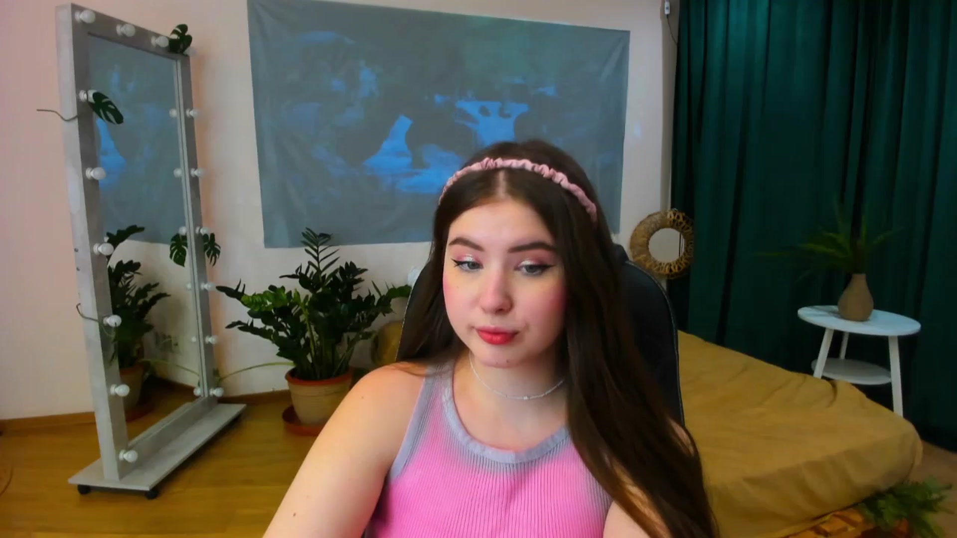 Gallery image thumbnail from AdmireMyEyes's myfreecams stream on, 06/21/2024, 18:25 image 3 of 20