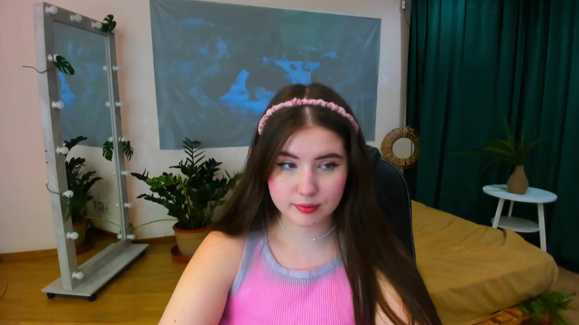 Gallery image thumbnail from AdmireMyEyes's myfreecams stream on, 06/21/2024, 18:25 image 5 of 20