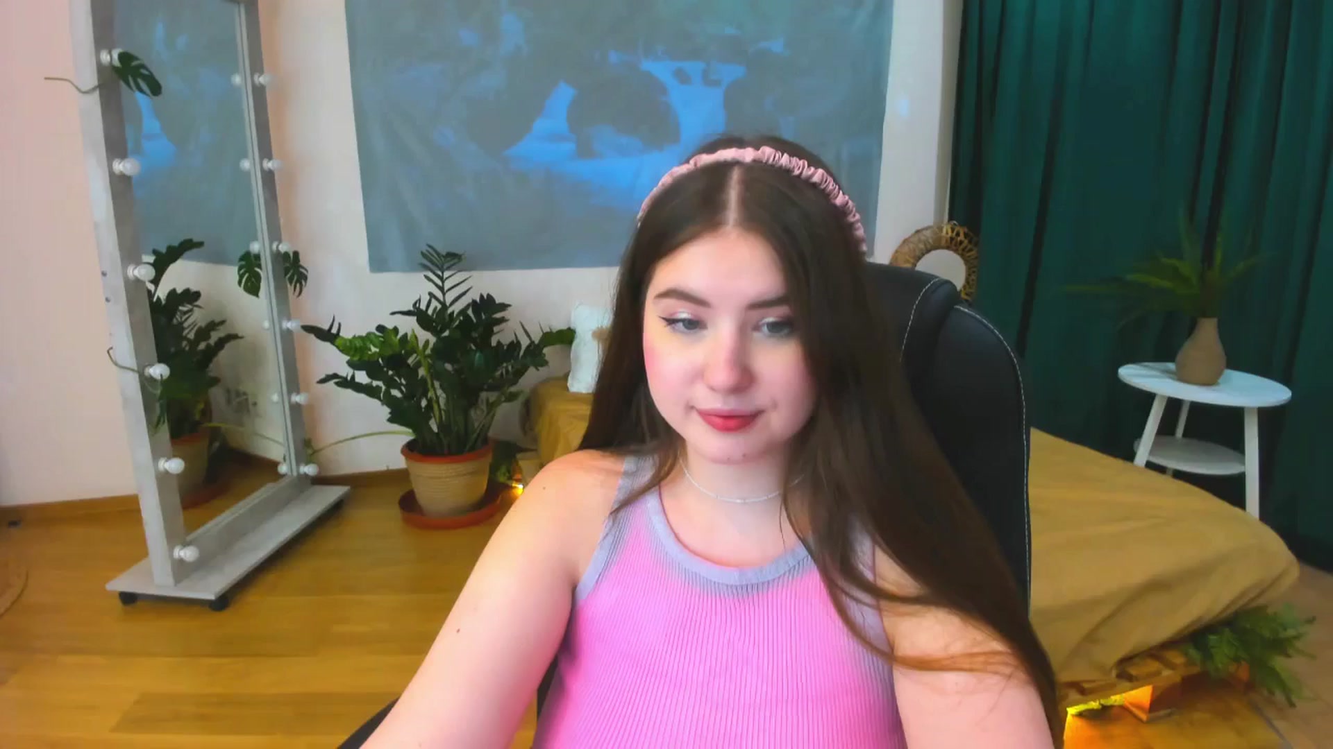 Gallery image thumbnail from AdmireMyEyes's myfreecams stream on, 06/21/2024, 19:47 image 17 of 20