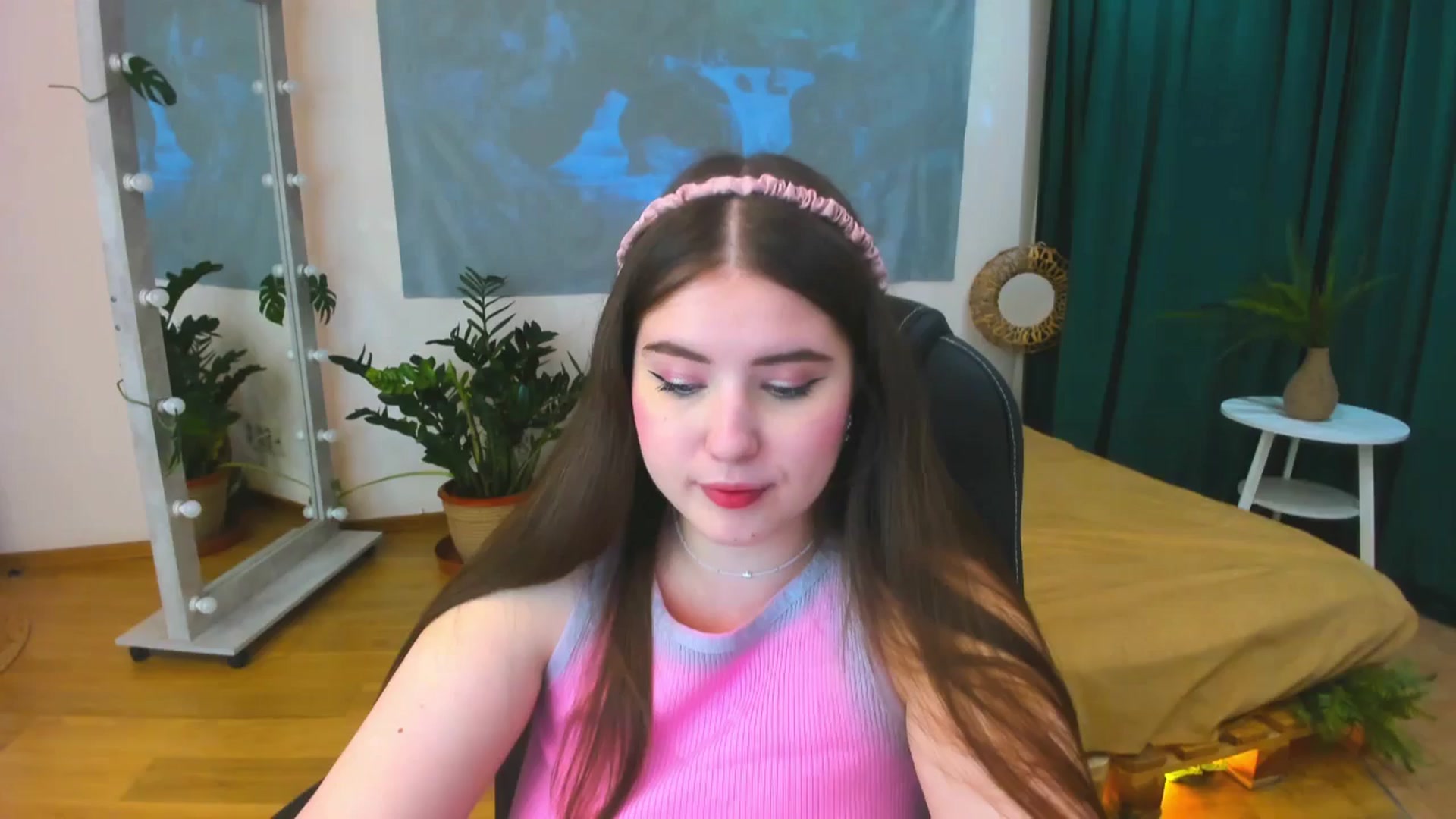 Gallery image thumbnail from AdmireMyEyes's myfreecams stream on, 06/21/2024, 19:47 image 4 of 20