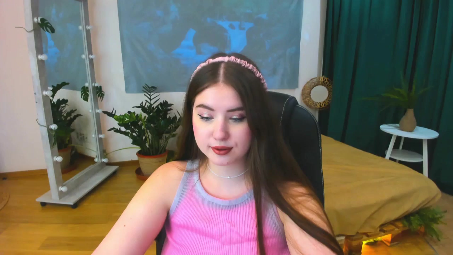 Gallery image thumbnail from AdmireMyEyes's myfreecams stream on, 06/21/2024, 20:37 image 11 of 20
