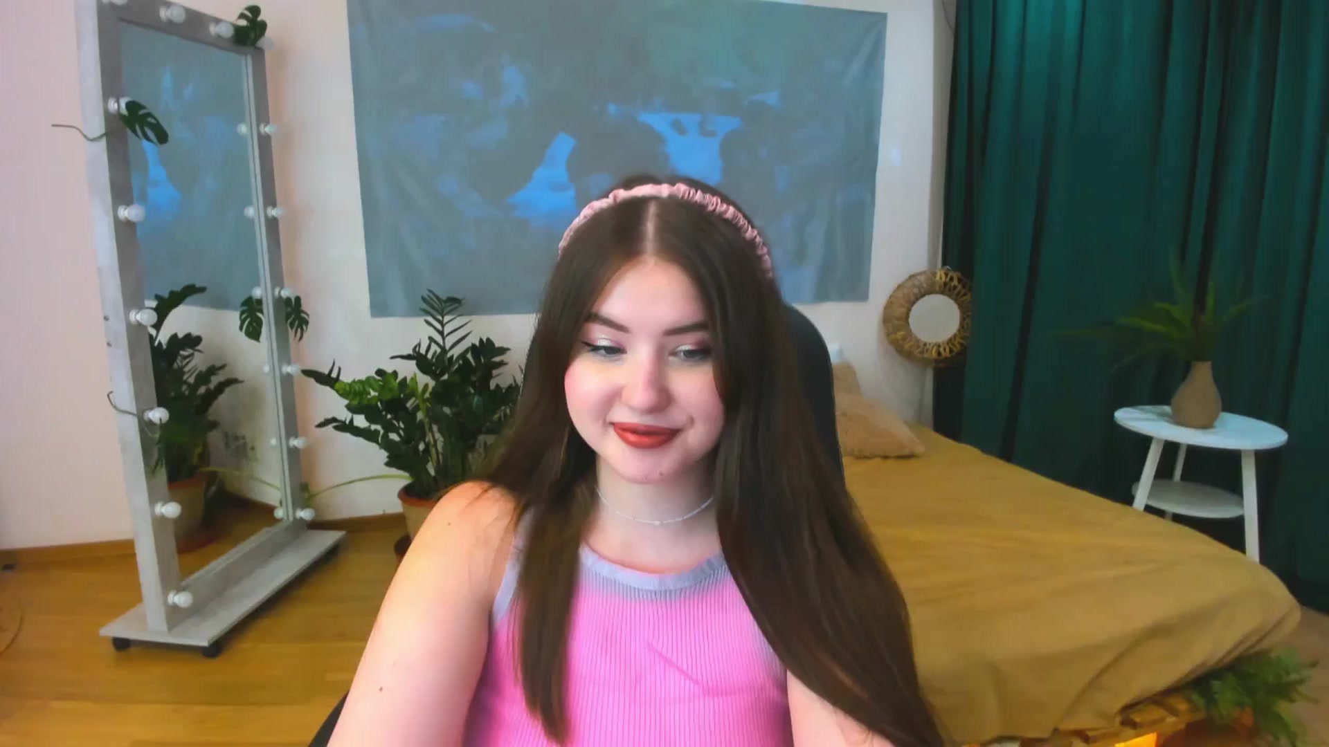 Gallery image thumbnail from AdmireMyEyes's myfreecams stream on, 06/21/2024, 20:37 image 20 of 20