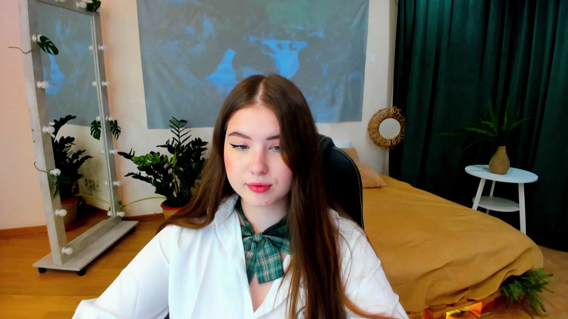 Gallery image thumbnail from AdmireMyEyes's myfreecams stream on, 06/22/2024, 18:33 image 8 of 20