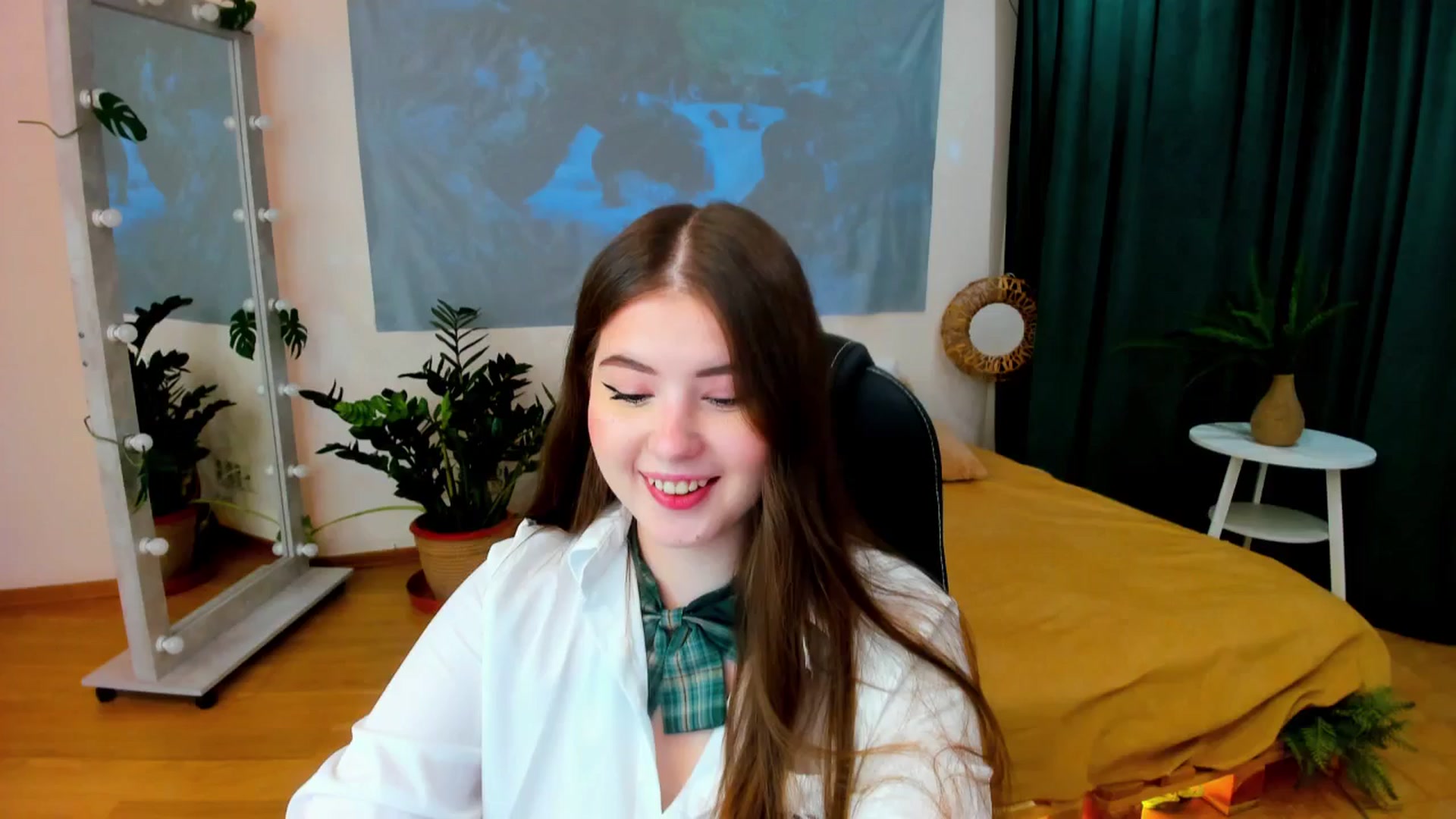Gallery image thumbnail from AdmireMyEyes's myfreecams stream on, 06/22/2024, 18:33 image 1 of 20