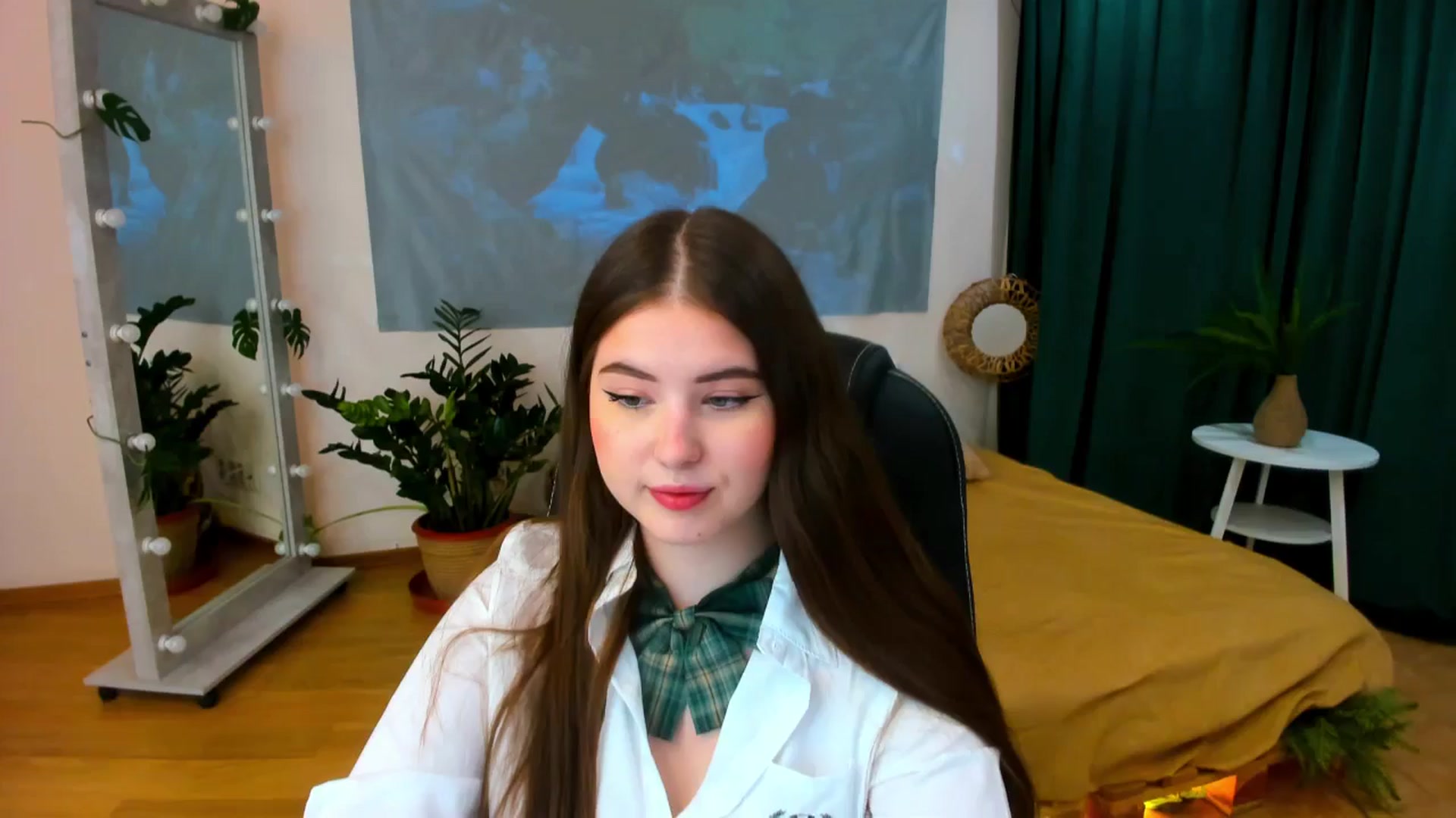 Gallery image thumbnail from AdmireMyEyes's myfreecams stream on, 06/22/2024, 18:51 image 18 of 20