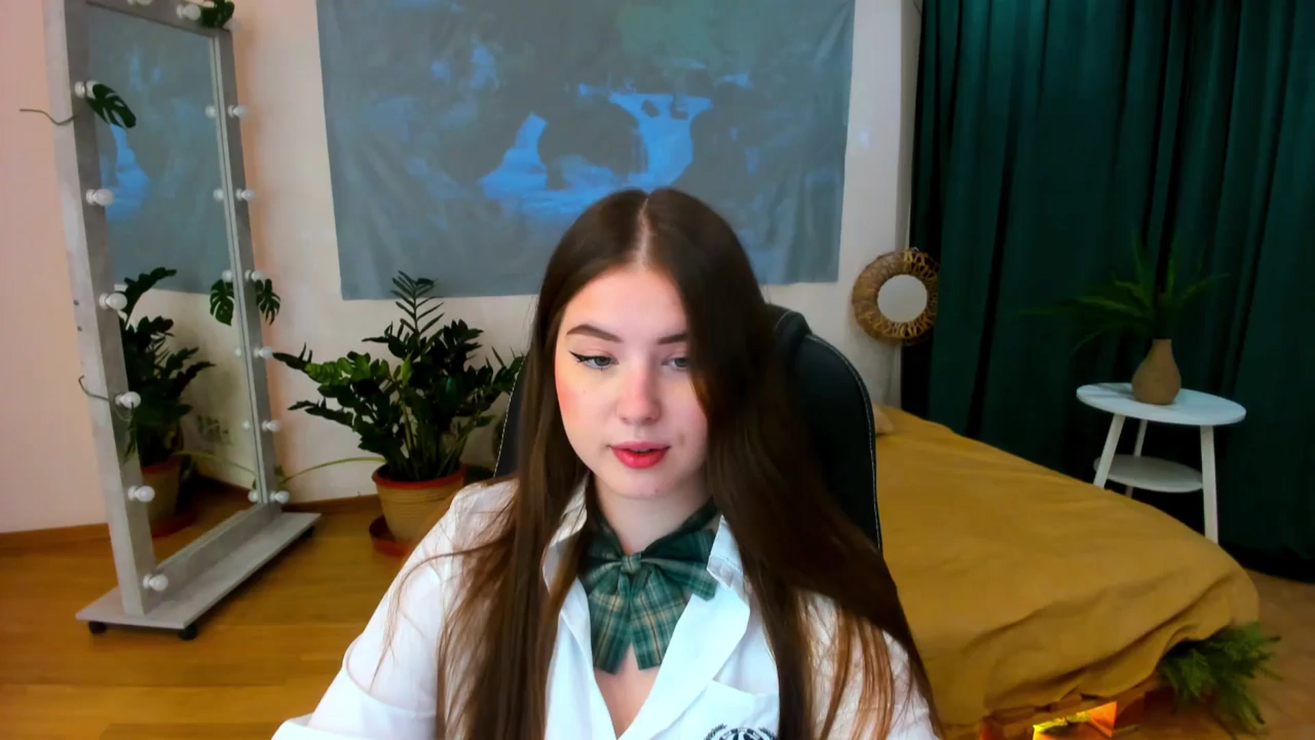 Gallery image thumbnail from AdmireMyEyes's myfreecams stream on, 06/22/2024, 18:51 image 13 of 20