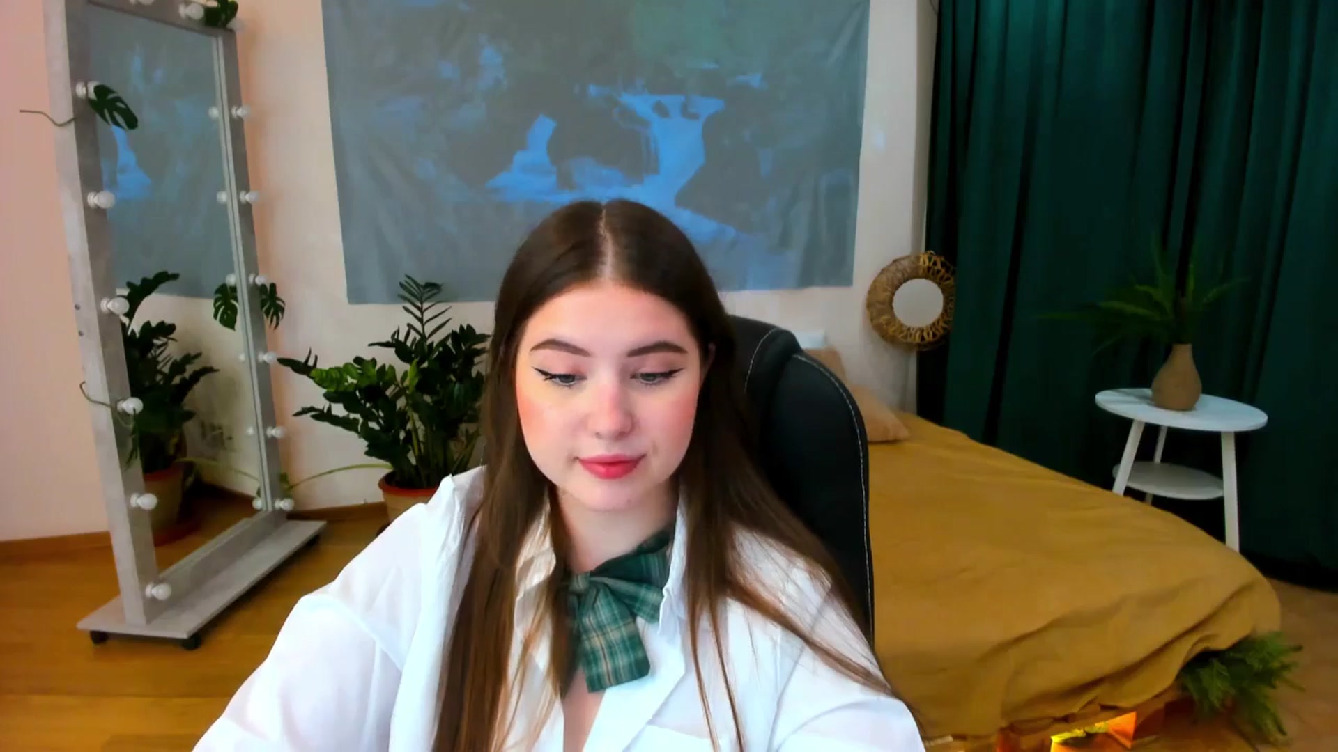 Gallery image thumbnail from AdmireMyEyes's myfreecams stream on, 06/22/2024, 18:51 image 5 of 20
