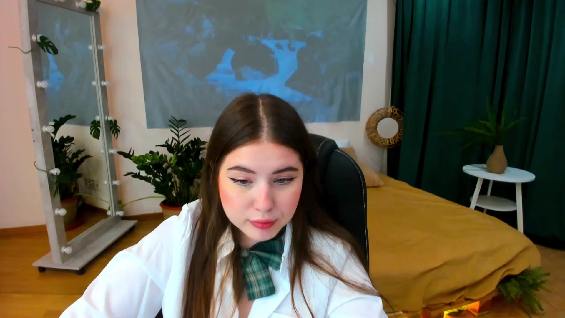 Gallery image thumbnail from AdmireMyEyes's myfreecams stream on, 06/22/2024, 18:51 image 6 of 20