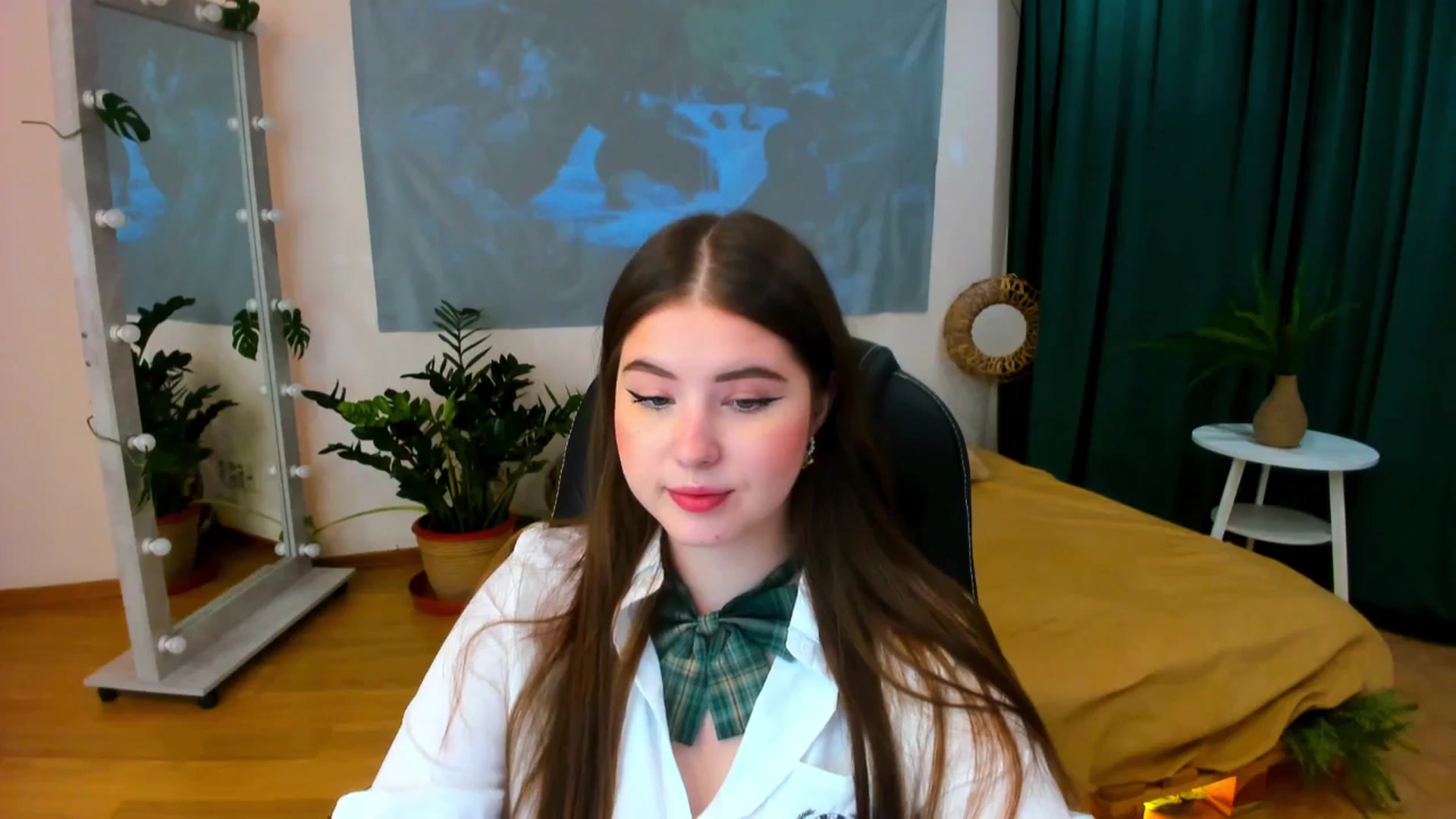 Gallery image thumbnail from AdmireMyEyes's myfreecams stream on, 06/22/2024, 18:51 image 16 of 20