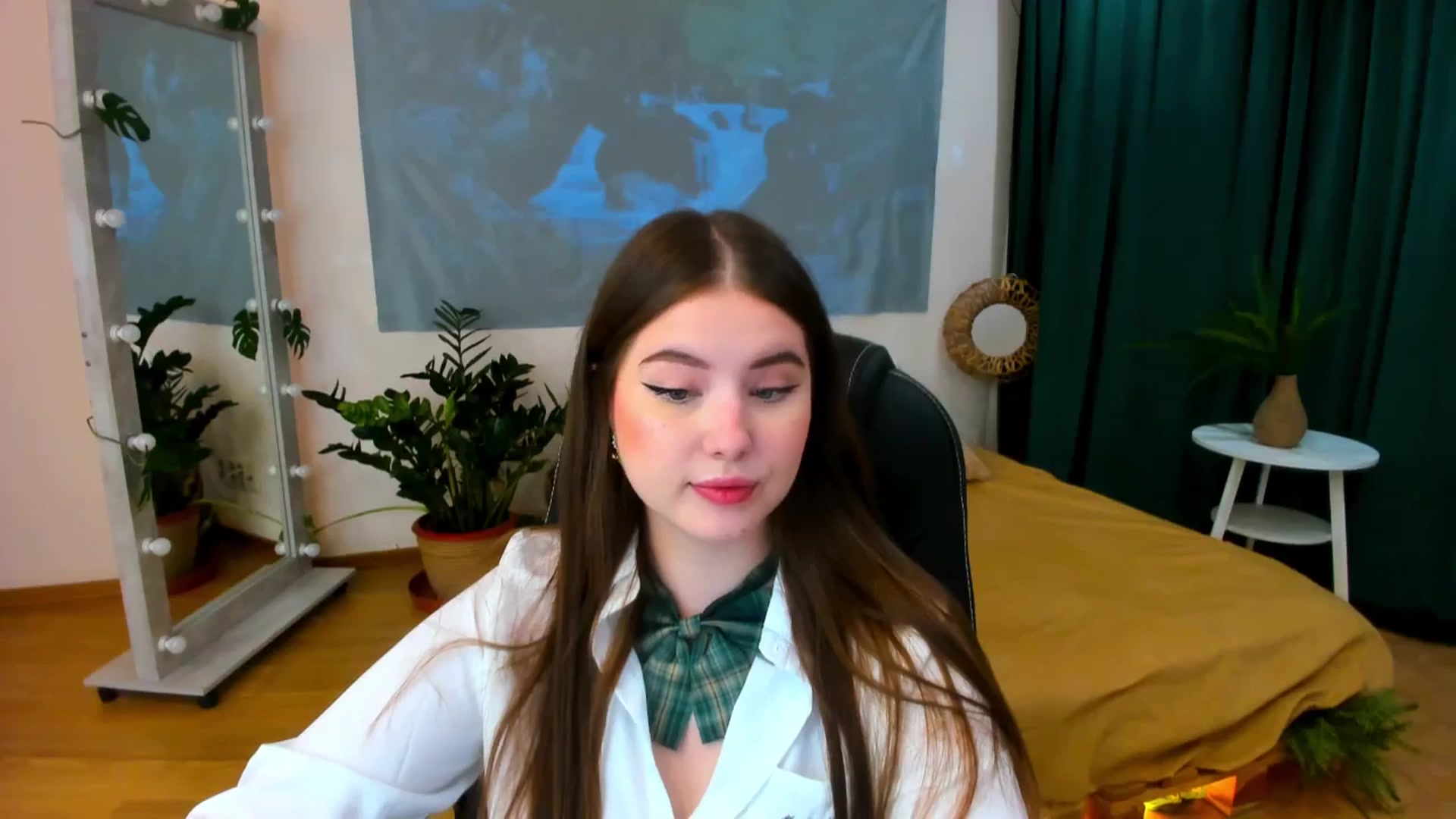 Gallery image thumbnail from AdmireMyEyes's myfreecams stream on, 06/22/2024, 18:51 image 17 of 20