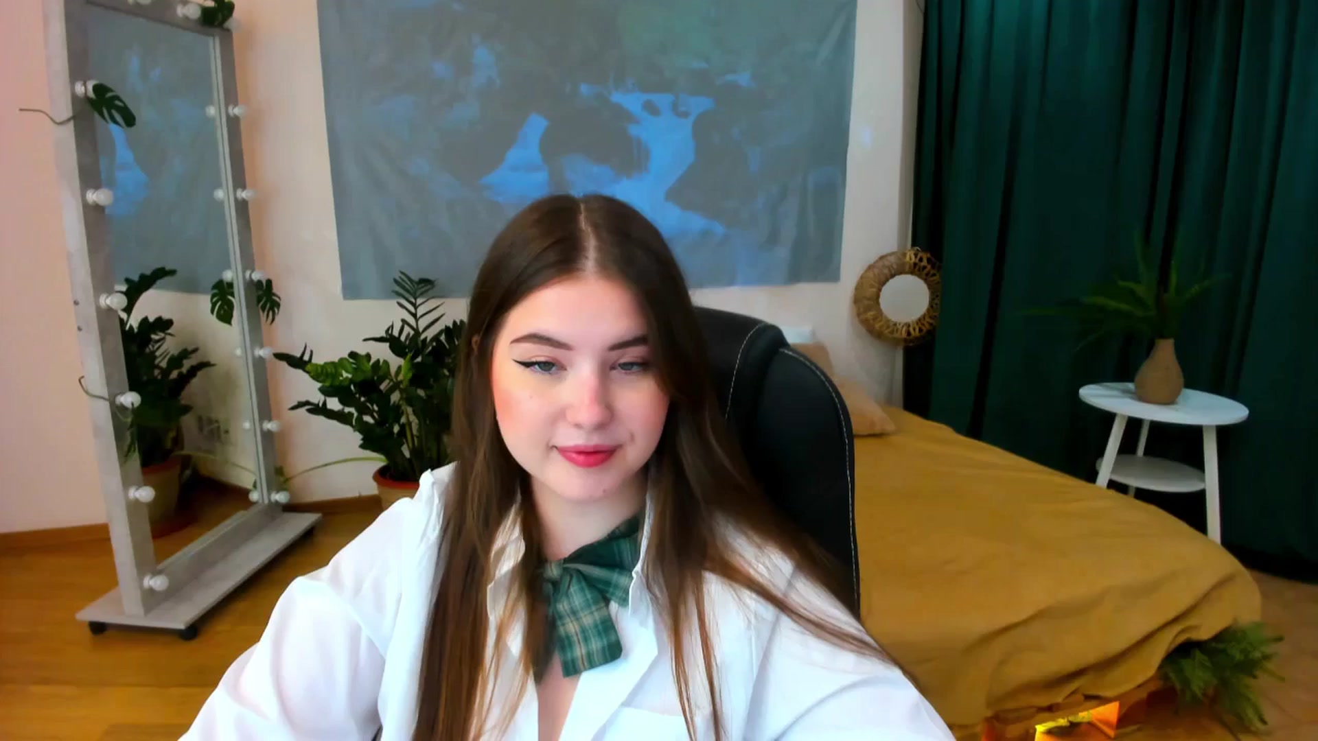 Gallery image thumbnail from AdmireMyEyes's myfreecams stream on, 06/22/2024, 18:51 image 1 of 20