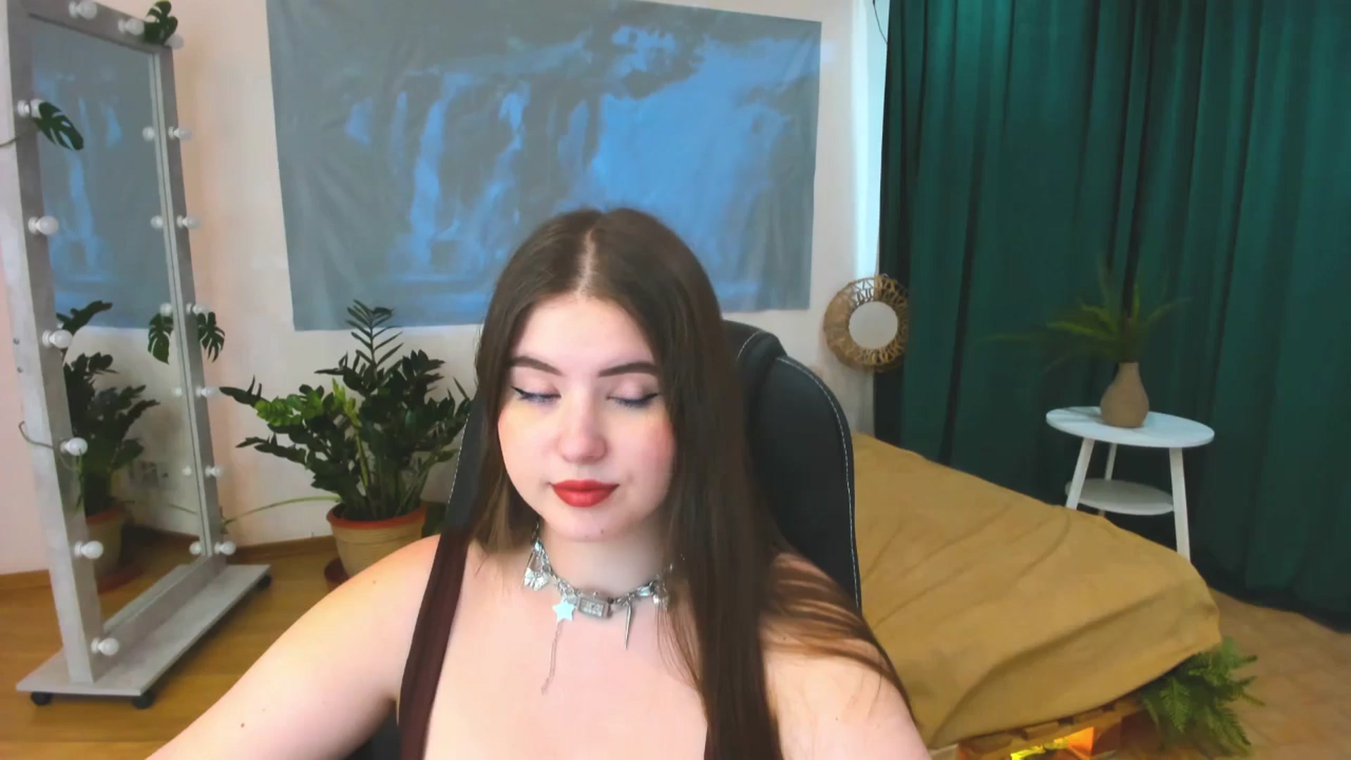Gallery image thumbnail from AdmireMyEyes's myfreecams stream on, 06/24/2024, 09:49 image 3 of 20