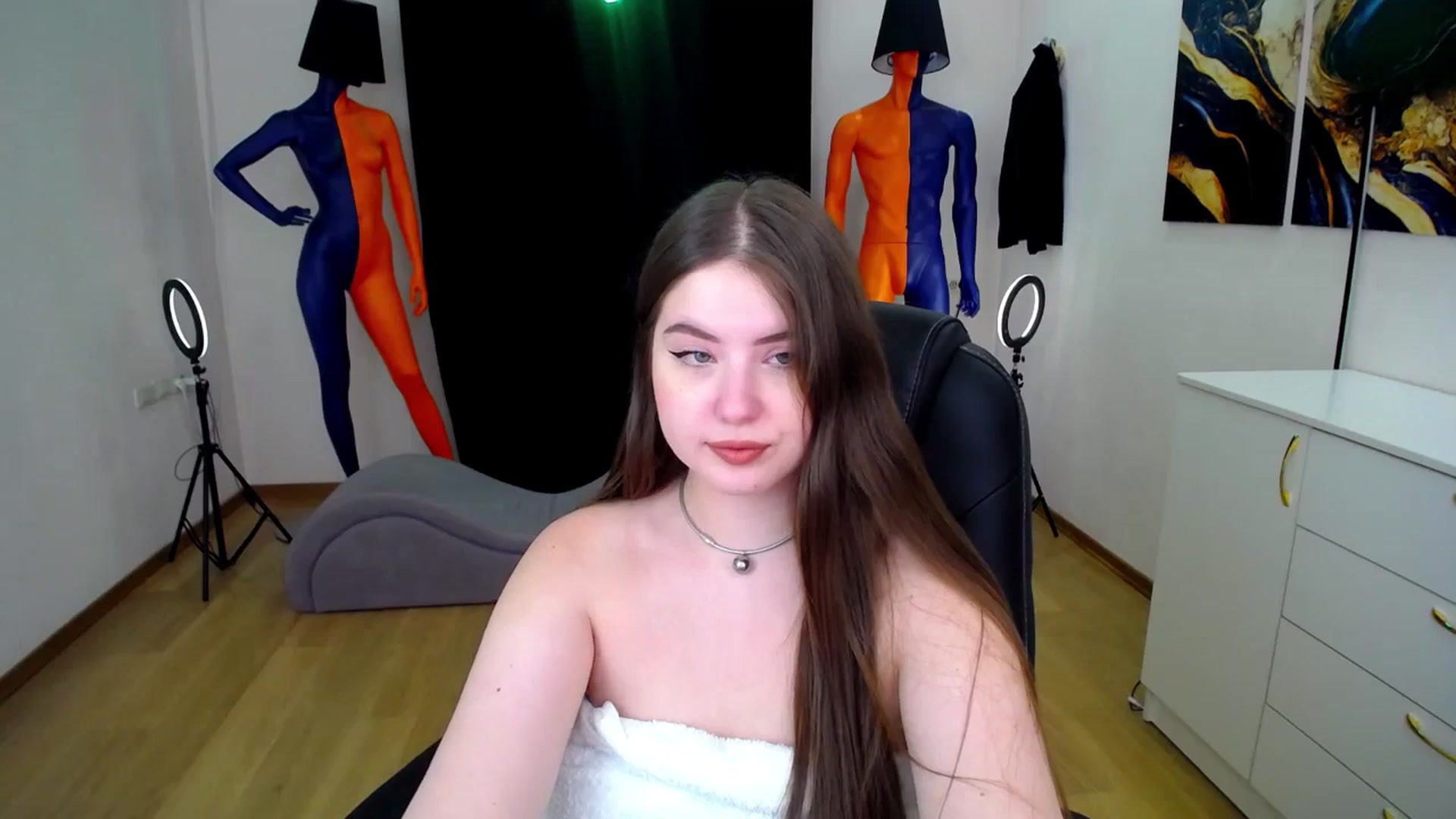 Gallery image thumbnail from AdmireMyEyes's myfreecams stream on, 06/25/2024, 07:46 image 20 of 20