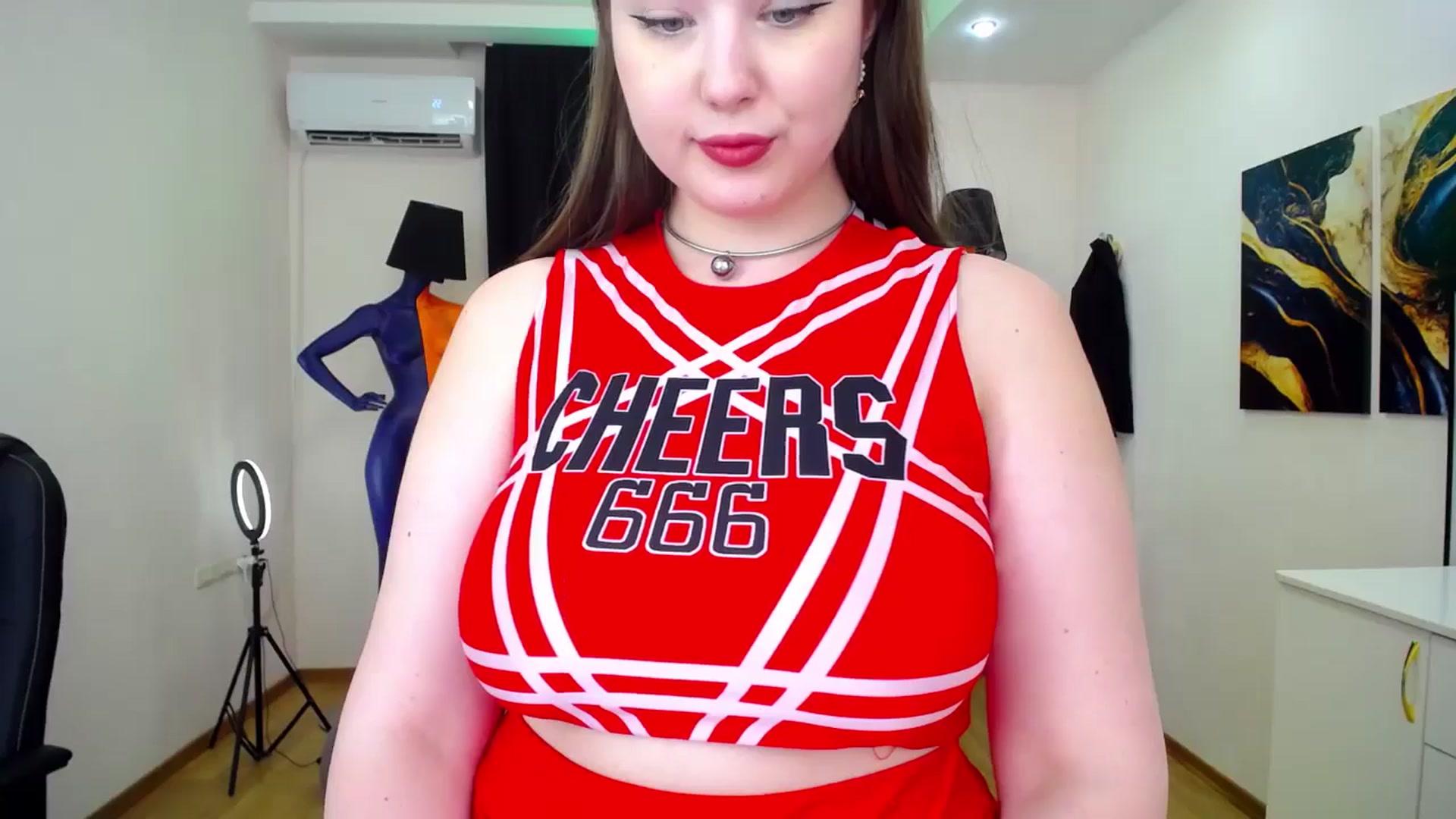 Gallery image thumbnail from AdmireMyEyes's myfreecams stream on, 06/26/2024, 09:28 image 6 of 20