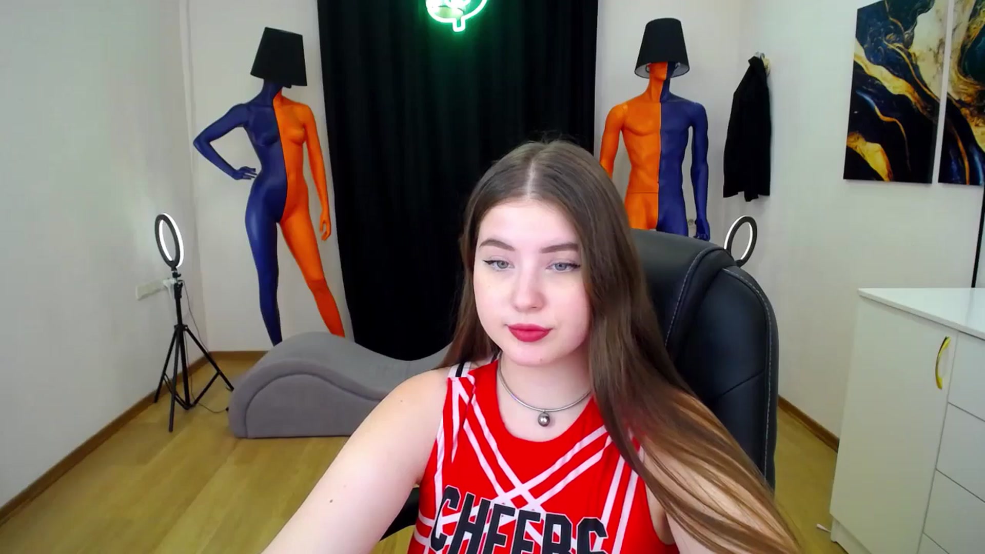 Gallery image thumbnail from AdmireMyEyes's myfreecams stream on, 06/26/2024, 09:28 image 3 of 20