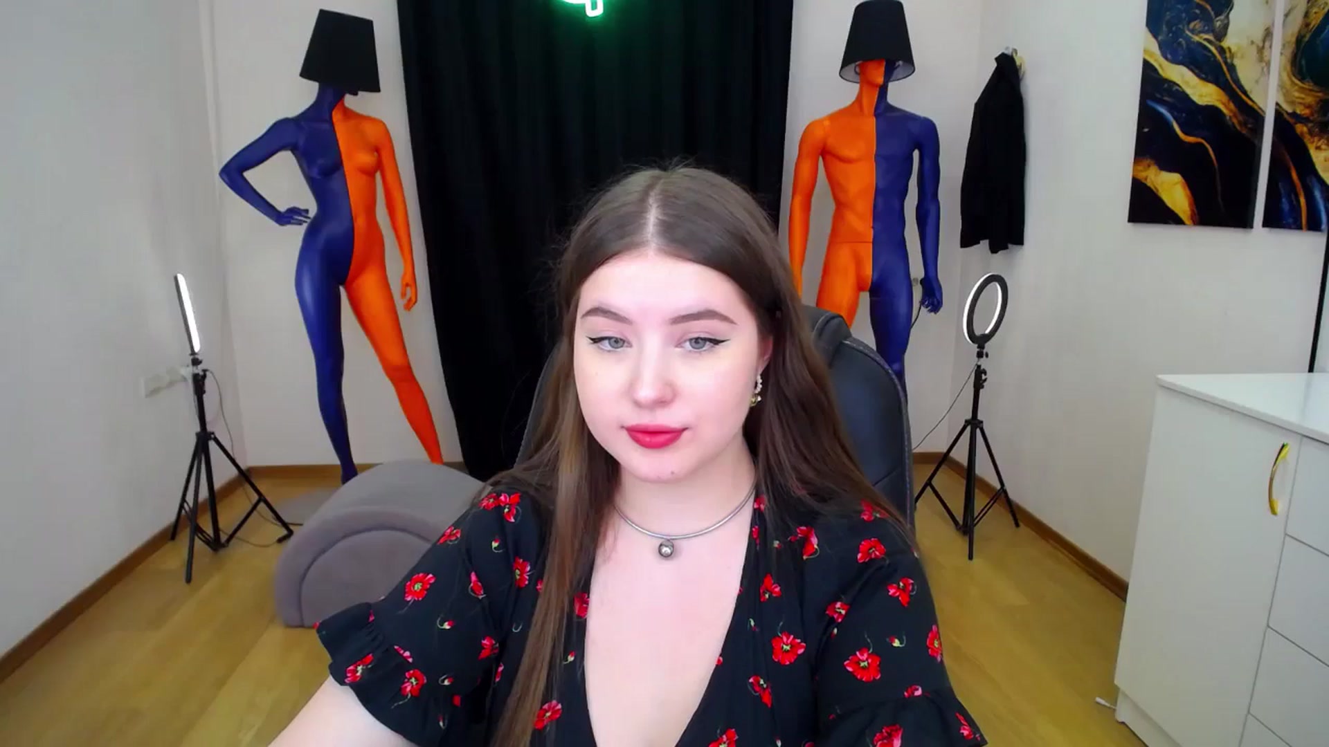 Gallery image thumbnail from AdmireMyEyes's myfreecams stream on, 06/27/2024, 20:23 image 12 of 20