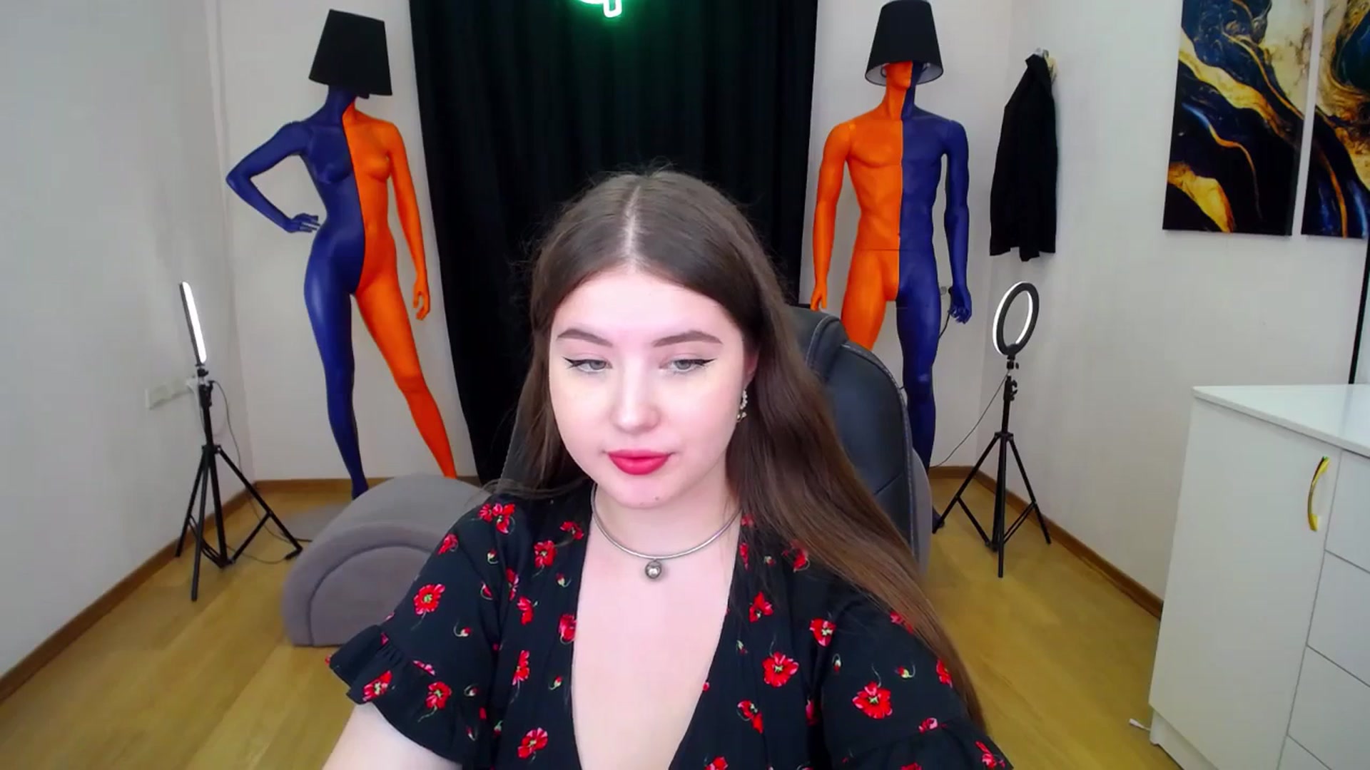 Gallery image thumbnail from AdmireMyEyes's myfreecams stream on, 06/27/2024, 20:23 image 18 of 20