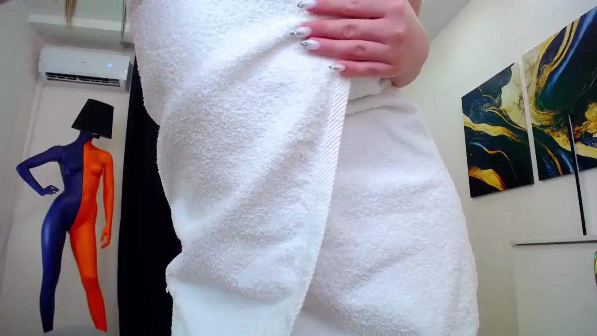 Gallery image thumbnail from AdmireMyEyes's myfreecams stream on, 06/27/2024, 23:47 image 17 of 20