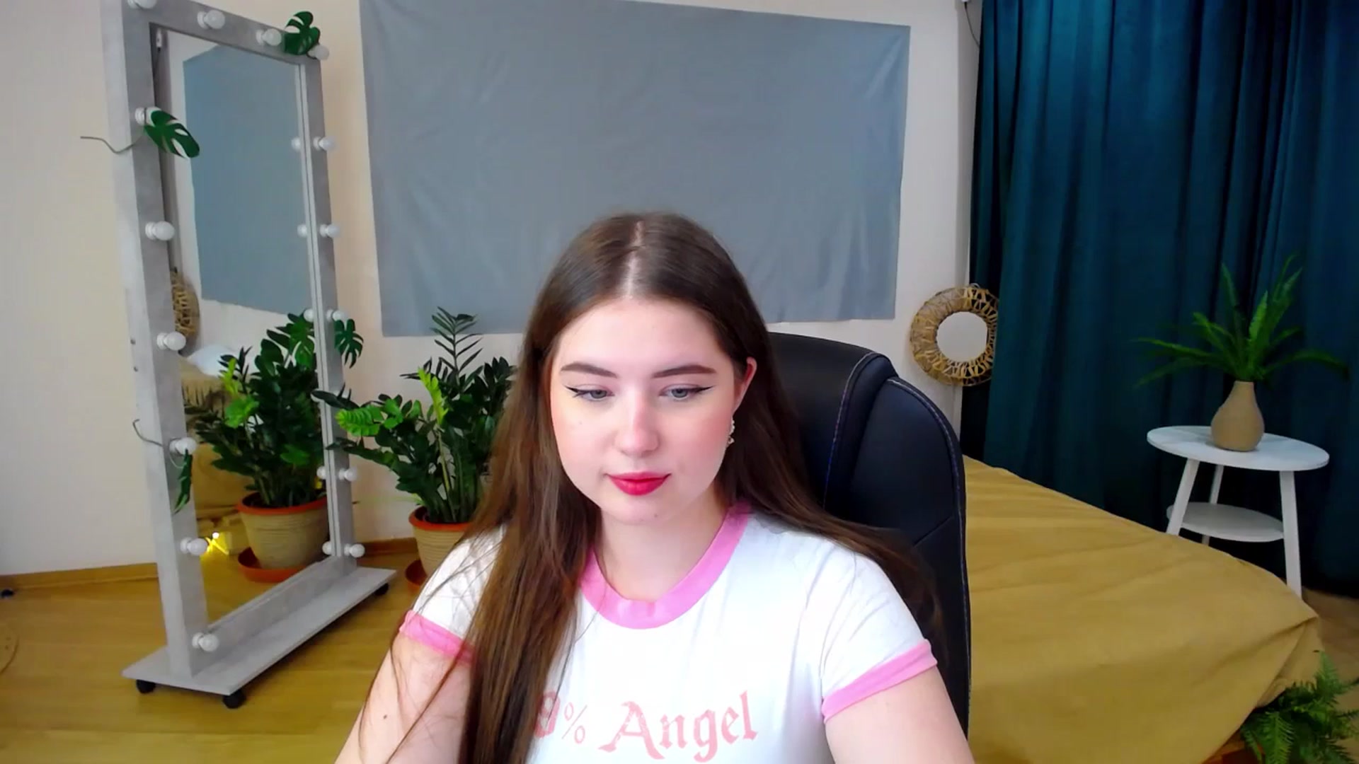 Gallery image thumbnail from AdmireMyEyes's myfreecams stream on, 06/29/2024, 19:31 image 15 of 20