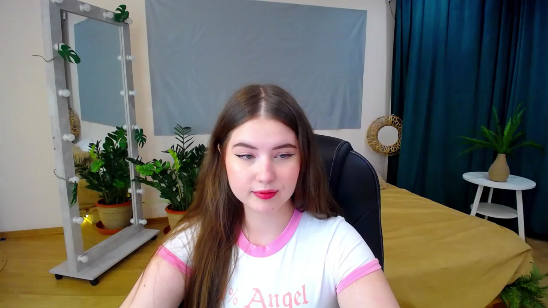 Gallery image thumbnail from AdmireMyEyes's myfreecams stream on, 06/29/2024, 19:31 image 14 of 20