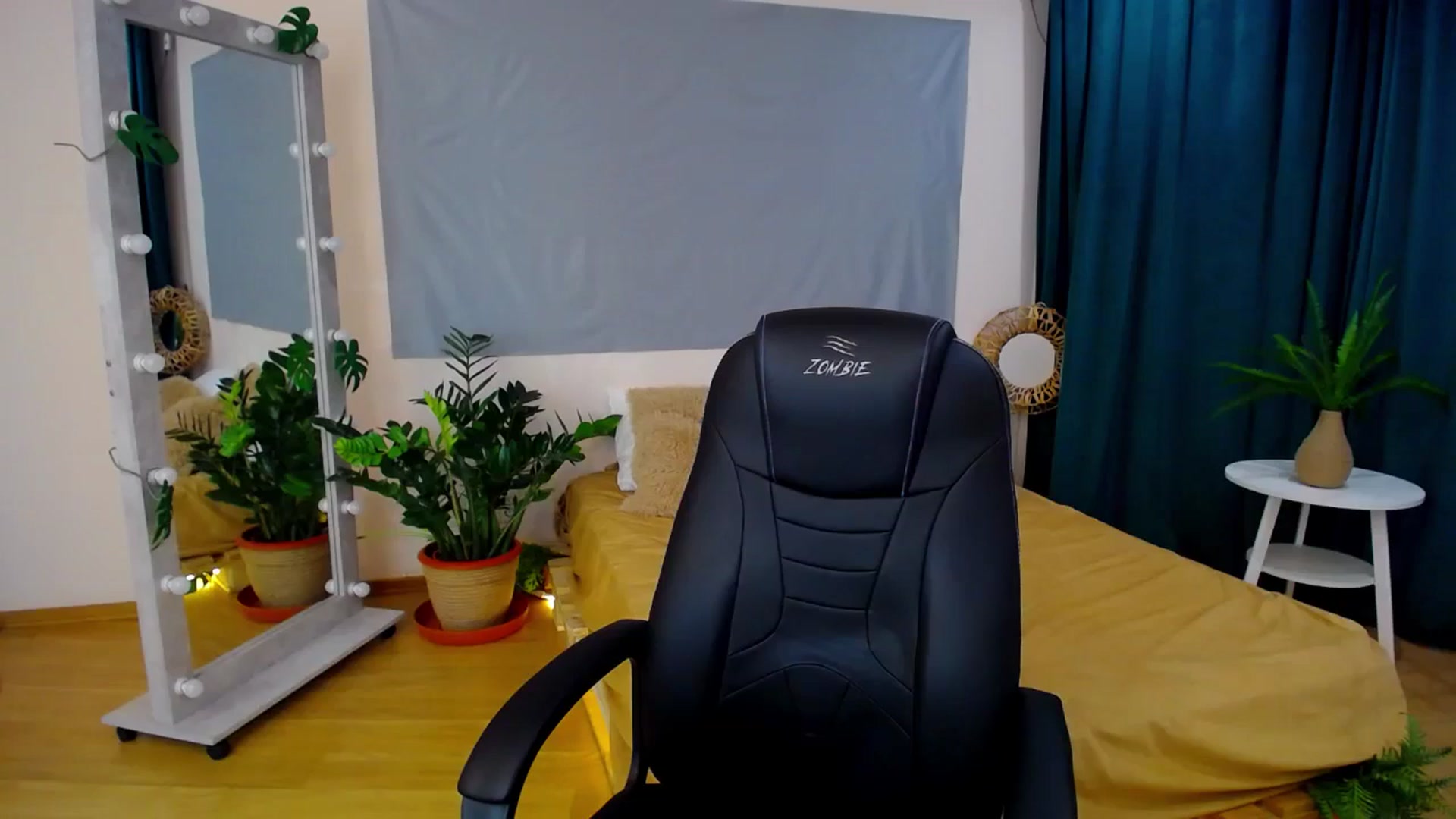 Gallery image thumbnail from AdmireMyEyes's myfreecams stream on, 06/30/2024, 01:02 image 18 of 20