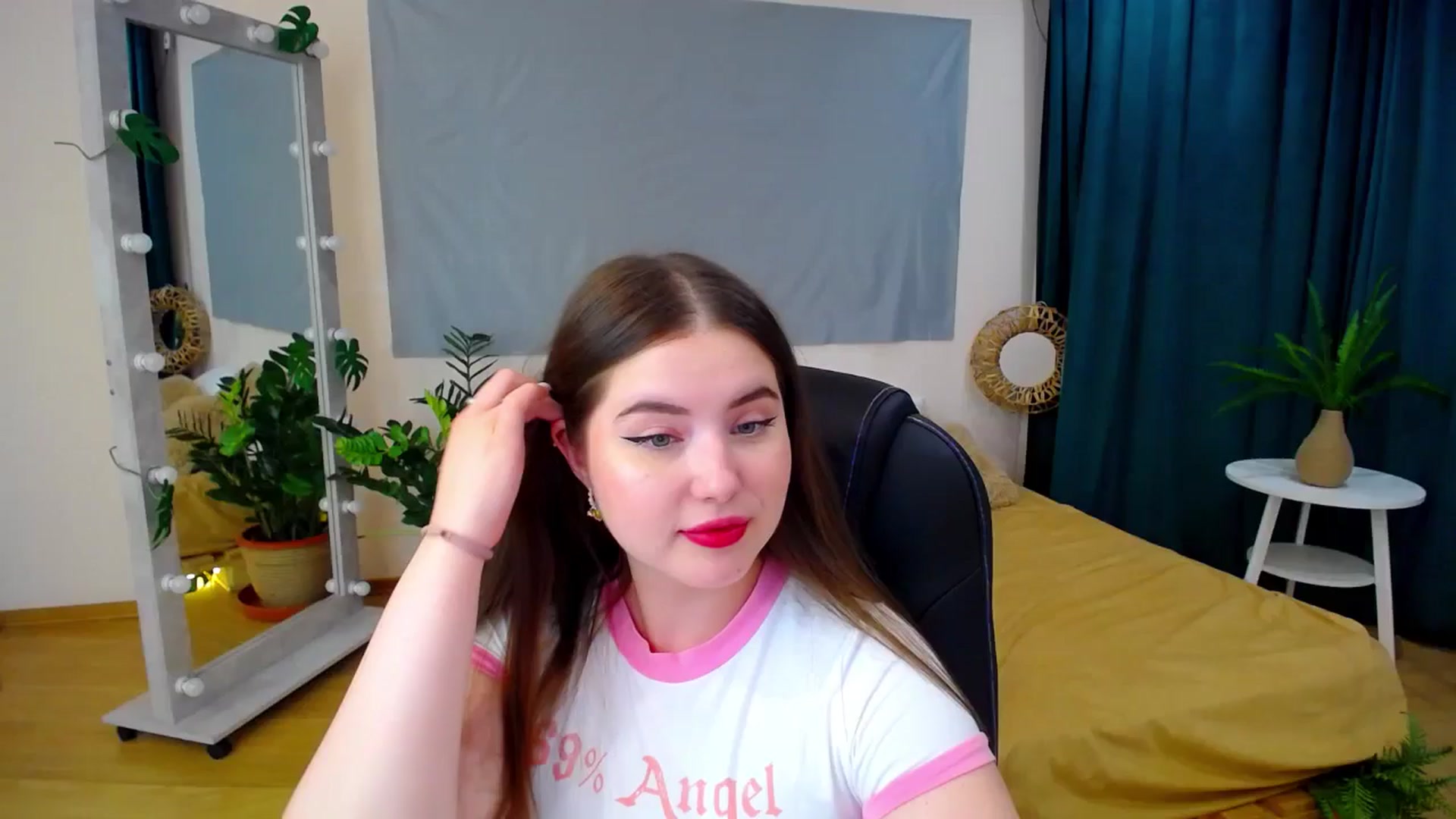 Gallery image thumbnail from AdmireMyEyes's myfreecams stream on, 06/30/2024, 01:02 image 5 of 20