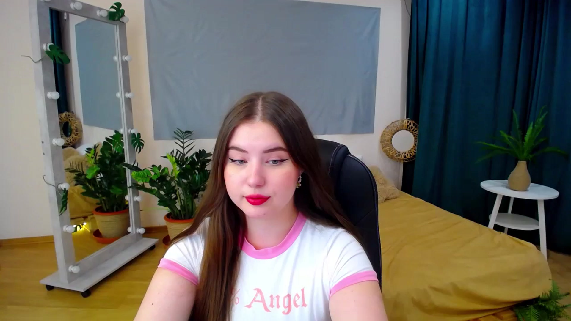 Gallery image thumbnail from AdmireMyEyes's myfreecams stream on, 06/30/2024, 01:02 image 1 of 20