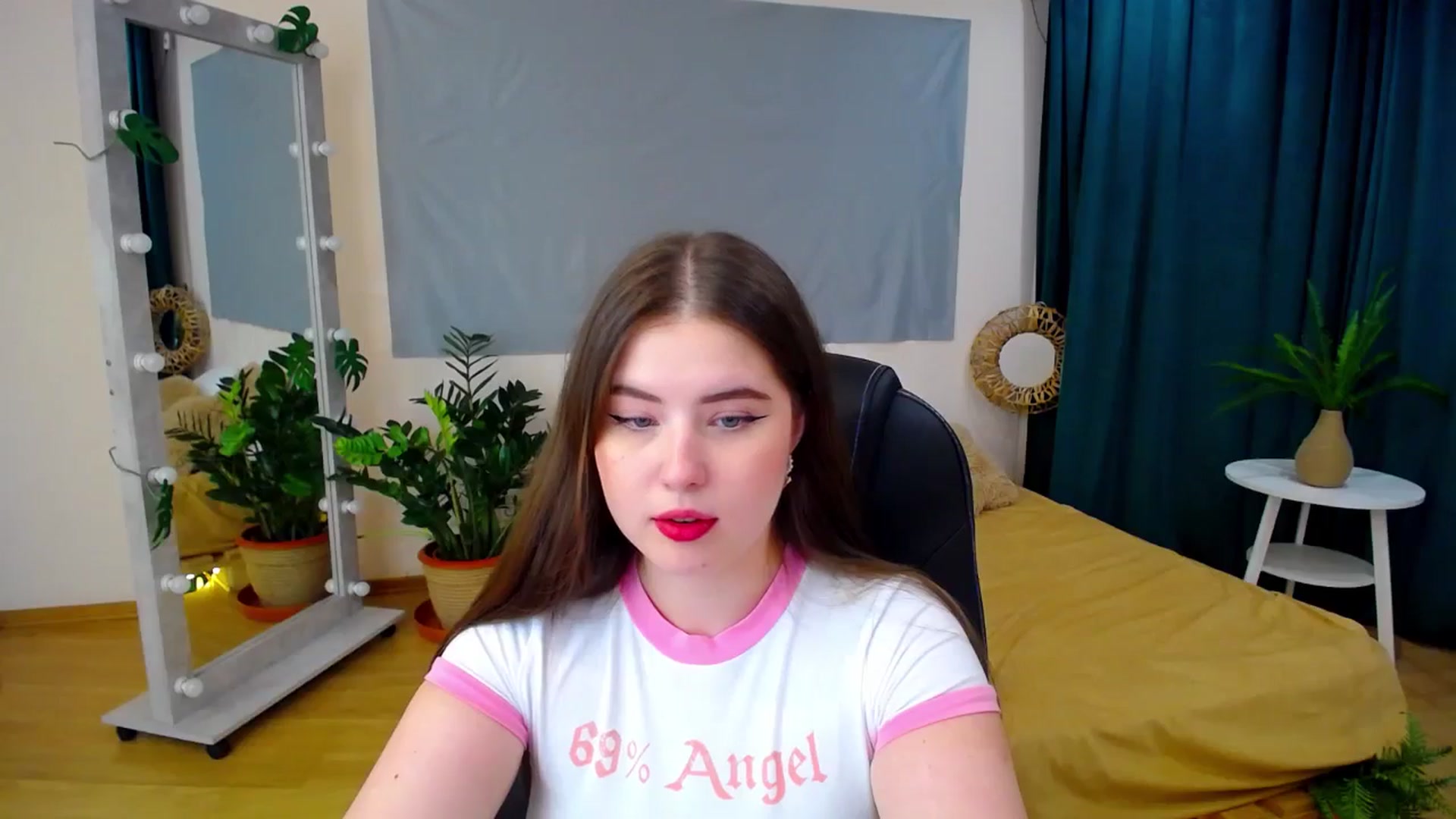 Gallery image thumbnail from AdmireMyEyes's myfreecams stream on, 06/30/2024, 01:02 image 19 of 20