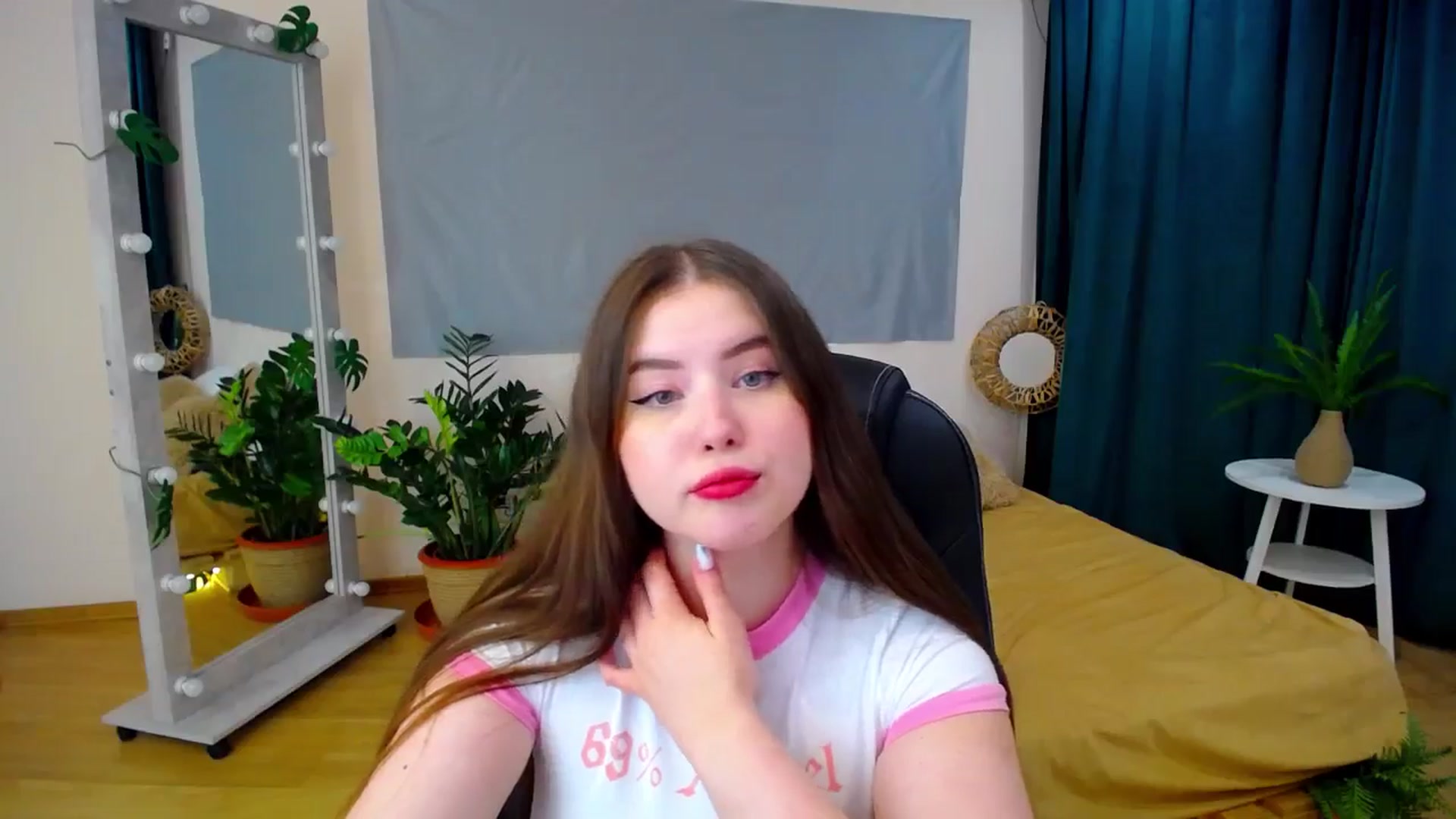 Gallery image thumbnail from AdmireMyEyes's myfreecams stream on, 06/30/2024, 01:02 image 20 of 20