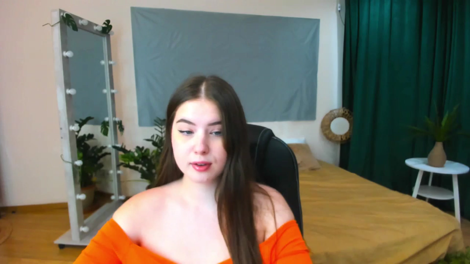 Gallery image thumbnail from AdmireMyEyes's myfreecams stream on, 07/03/2024, 06:50 image 5 of 20