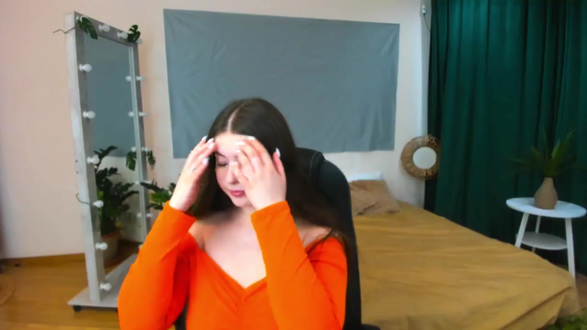 Gallery image thumbnail from AdmireMyEyes's myfreecams stream on, 07/03/2024, 06:50 image 9 of 20