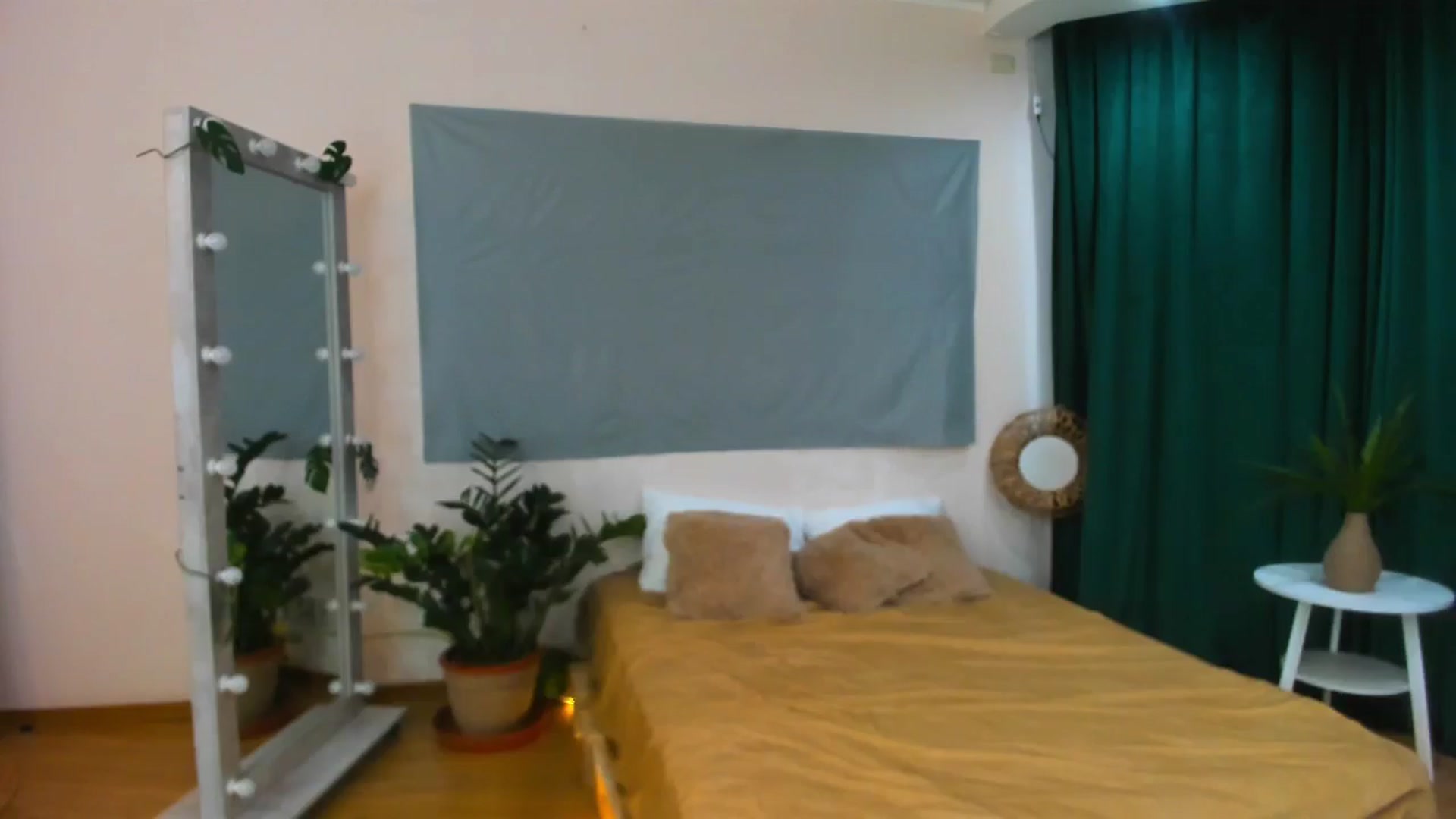 Gallery image thumbnail from AdmireMyEyes's myfreecams stream on, 07/03/2024, 06:50 image 20 of 20