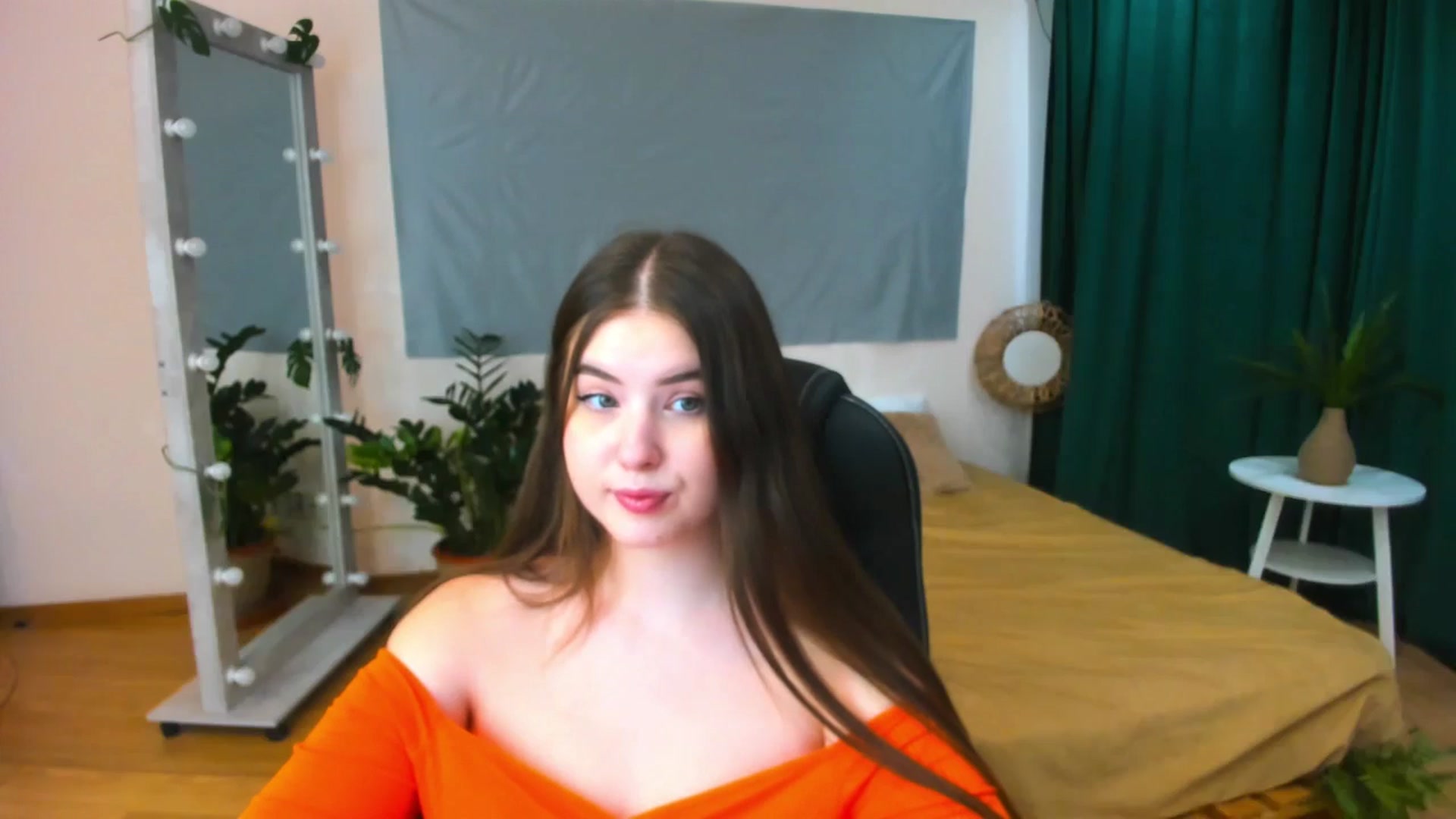Gallery image thumbnail from AdmireMyEyes's myfreecams stream on, 07/03/2024, 07:39 image 14 of 20