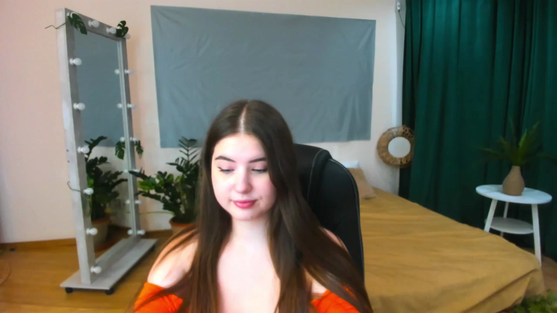 Gallery image thumbnail from AdmireMyEyes's myfreecams stream on, 07/03/2024, 07:39 image 1 of 20