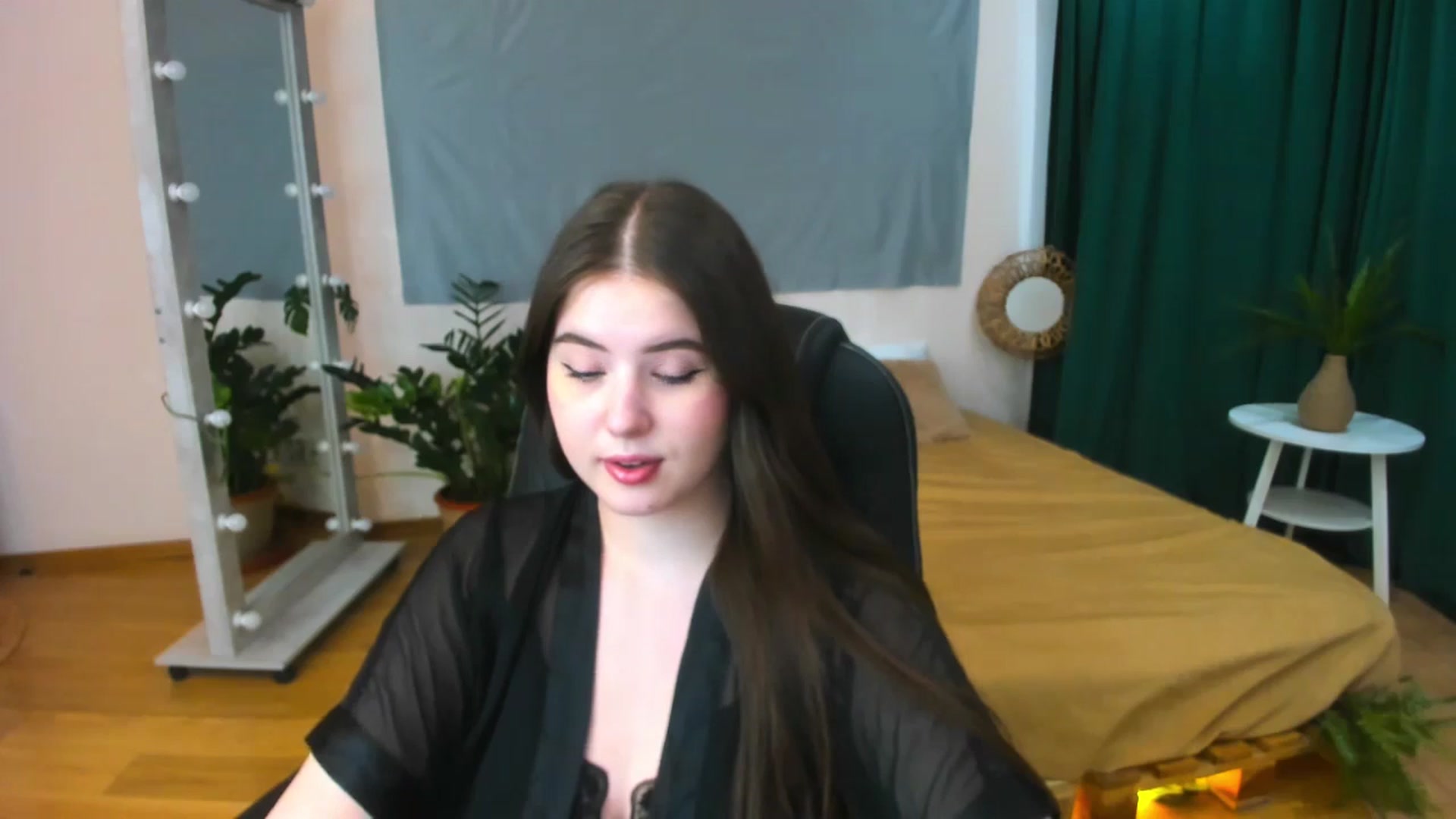 Gallery image thumbnail from AdmireMyEyes's myfreecams stream on, 07/03/2024, 08:56 image 20 of 20
