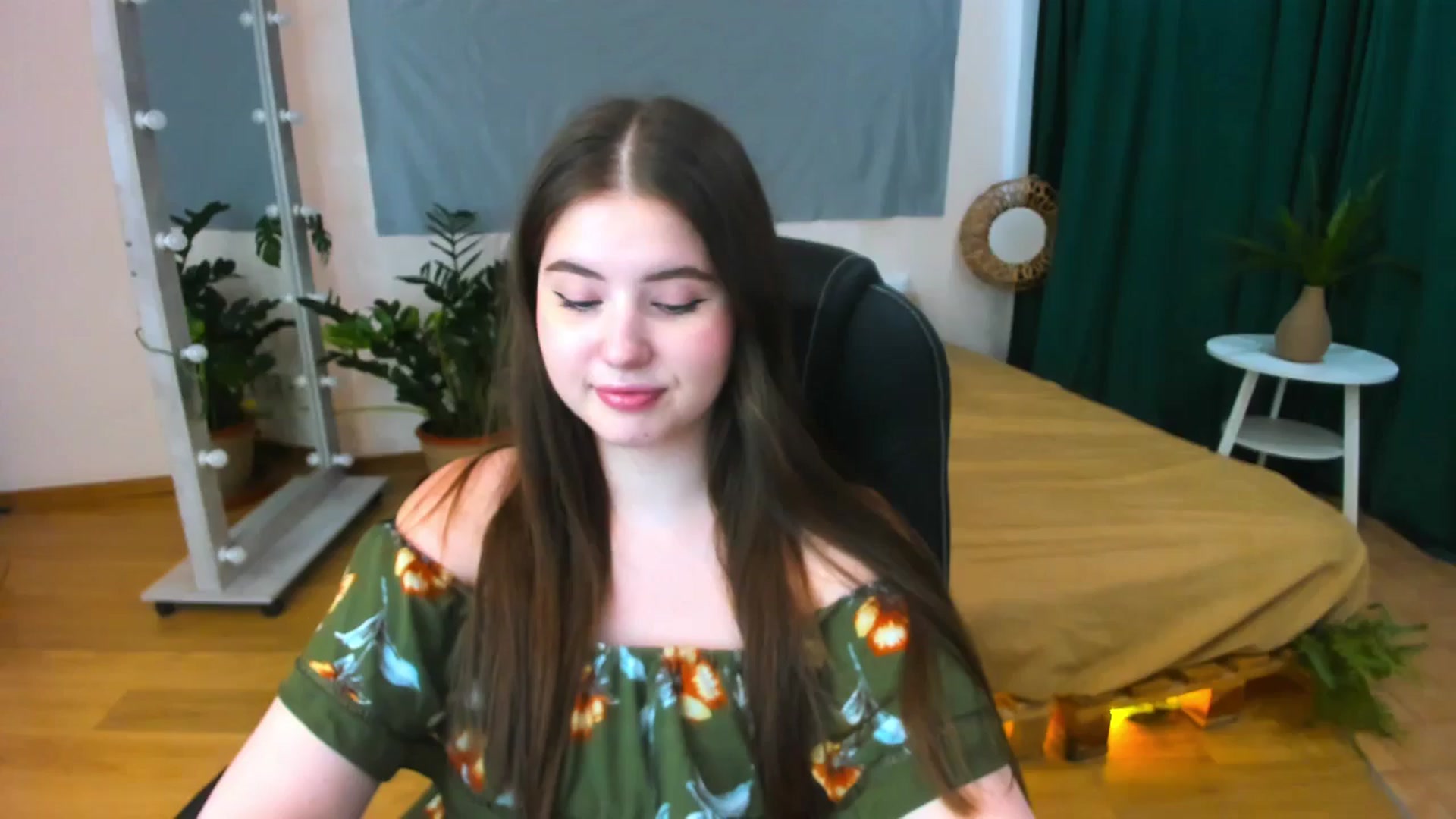 Gallery image thumbnail from AdmireMyEyes's myfreecams stream on, 07/03/2024, 09:46 image 7 of 20