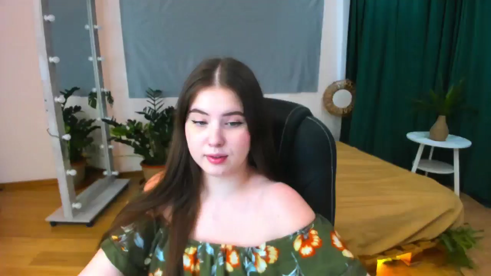 Gallery image thumbnail from AdmireMyEyes's myfreecams stream on, 07/03/2024, 09:46 image 20 of 20