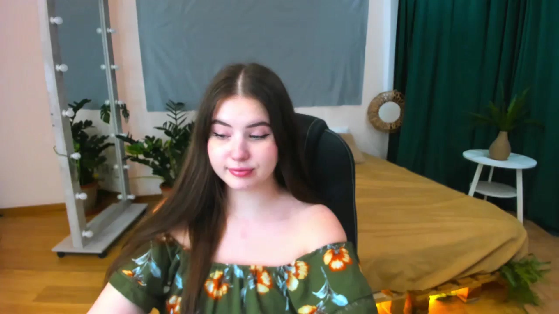 Gallery image thumbnail from AdmireMyEyes's myfreecams stream on, 07/03/2024, 09:46 image 18 of 20