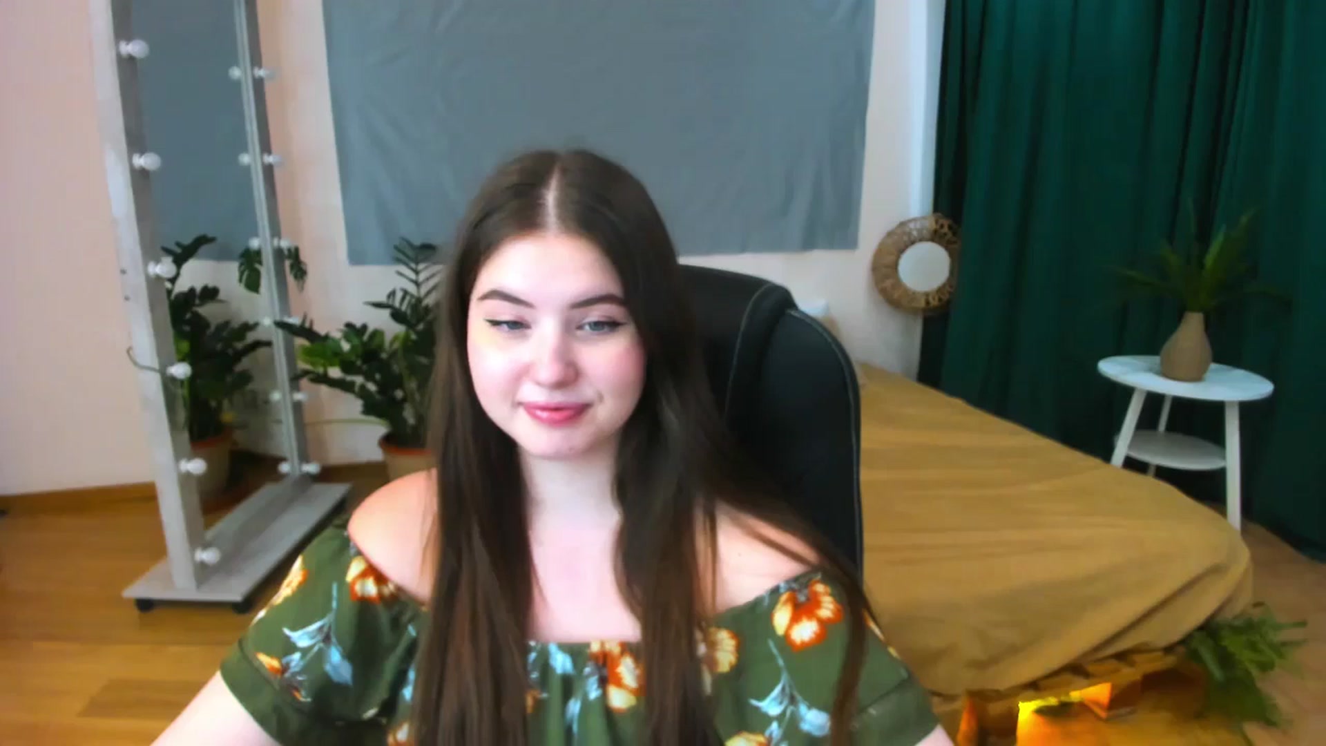 Gallery image thumbnail from AdmireMyEyes's myfreecams stream on, 07/03/2024, 09:46 image 10 of 20